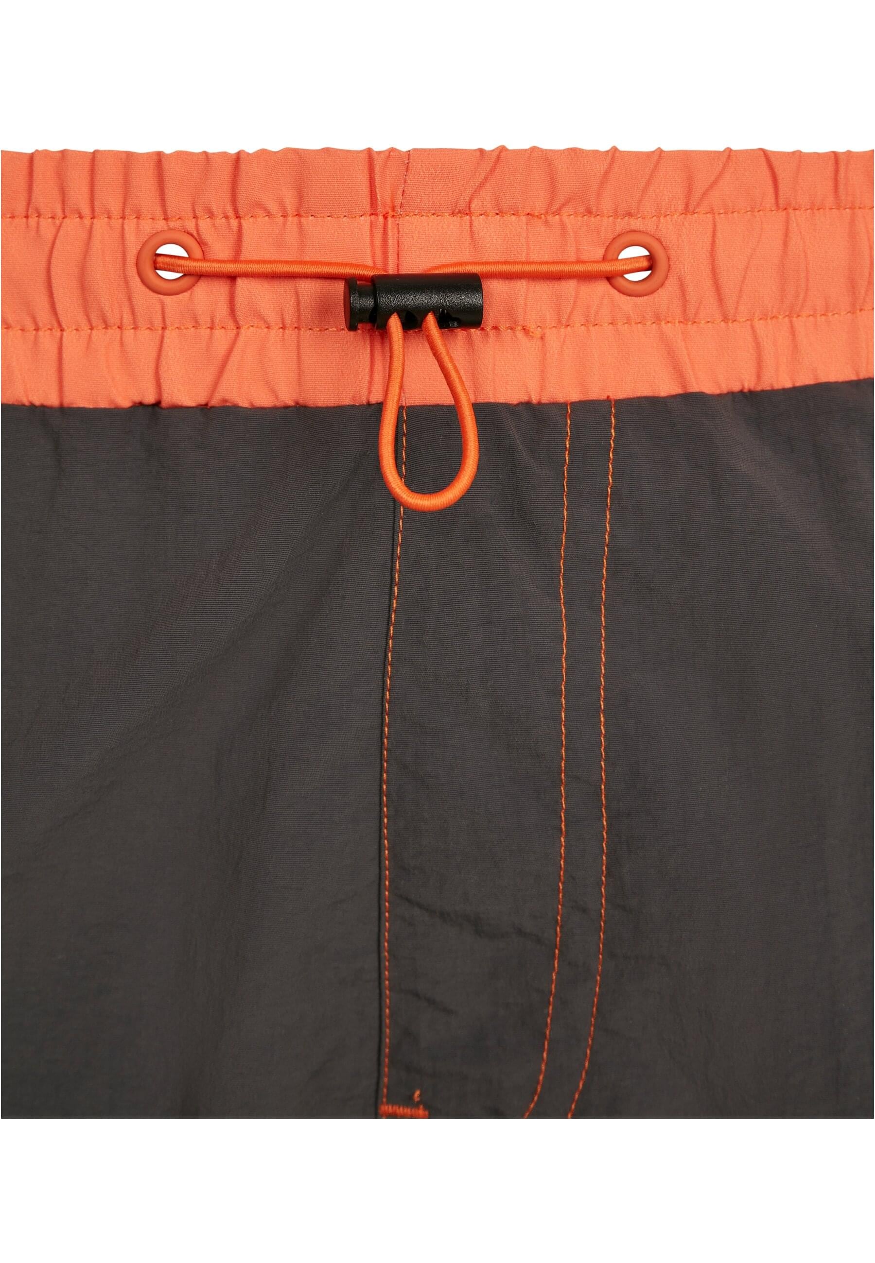 URBAN CLASSICS Badeshorts »Urban Classics Herren UC Logo Swim Shorts«