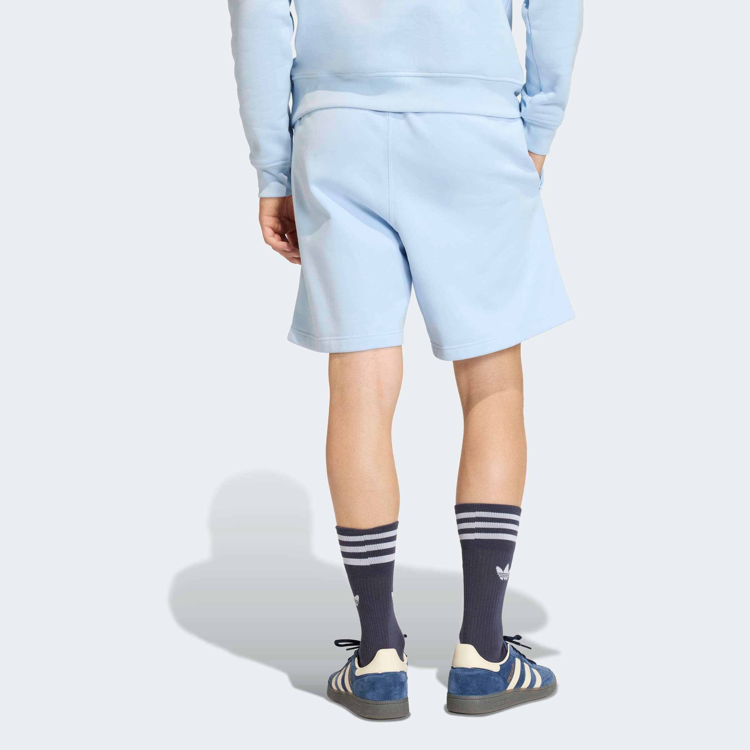 adidas Originals Shorts »TREFOIL ESSENTIALS 7 INCH FLEECE«  sportlicher Stil, für vielseitige Alltagsaktivitäten