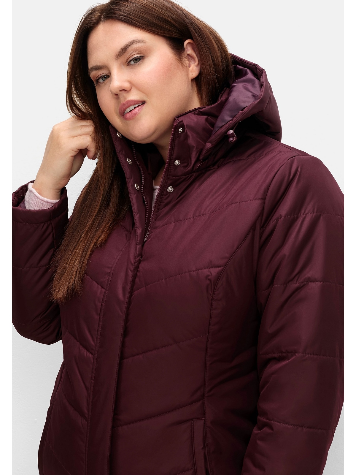 Sheego Steppjacke »Große Größen«, mit Kapuze, mit abnehmbarer Kapuze und wärmender Wattierung