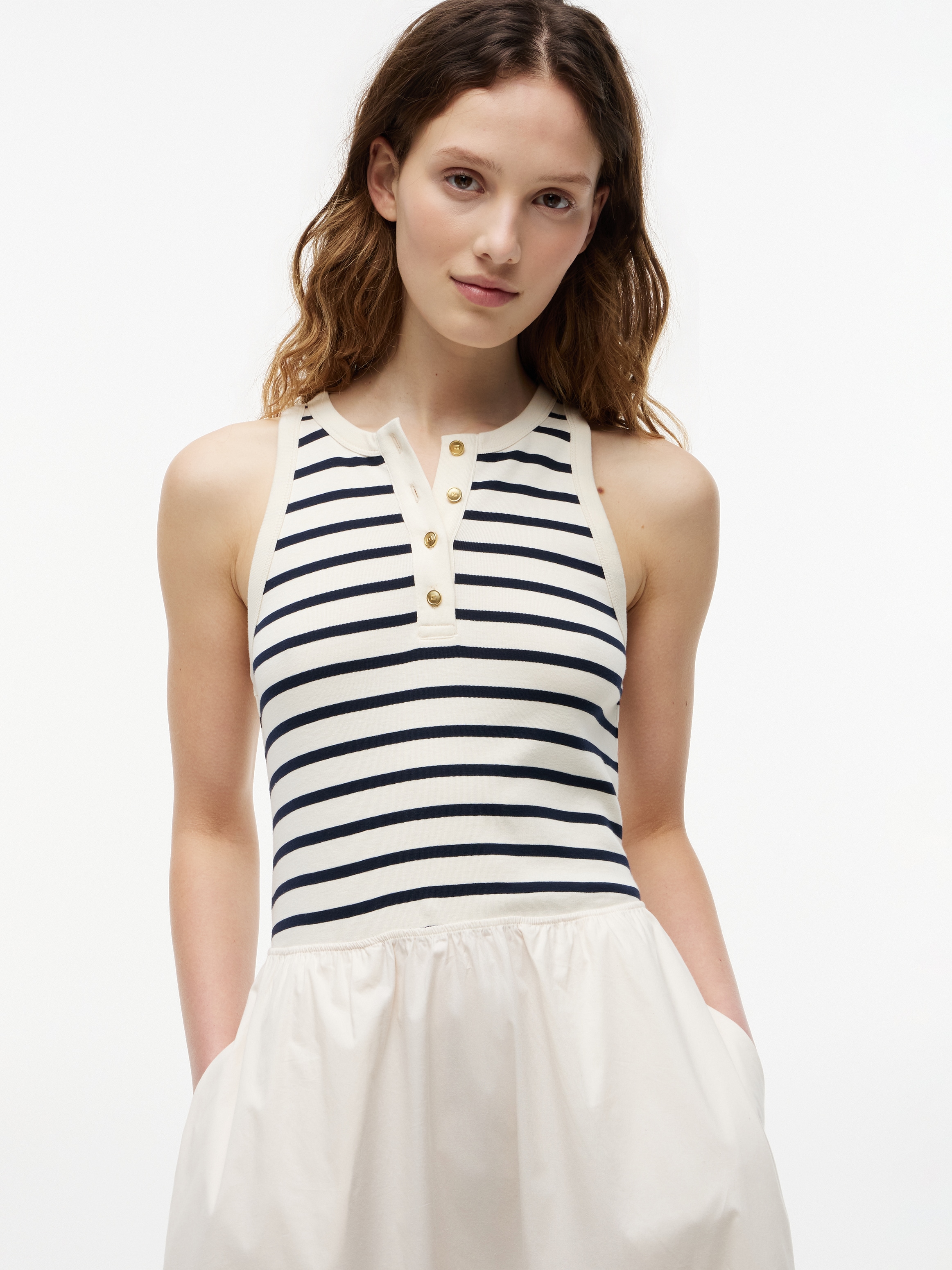 Tommy Hilfiger A-Linien-Kleid »GOLD BUTTON POPLIN MIX DRESS« Ohne Tasche Baumwollmischung, mit goldfarbenen Knöpfen