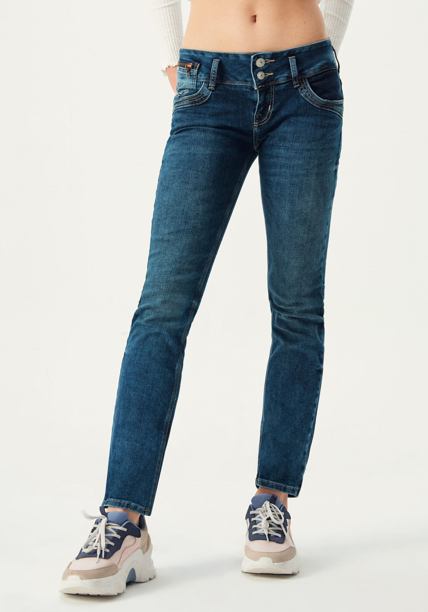 W. JEANS BAUR kaufen ELASTIC« »MLEVANS SLIM Slim-fit-Jeans | Mamalicious