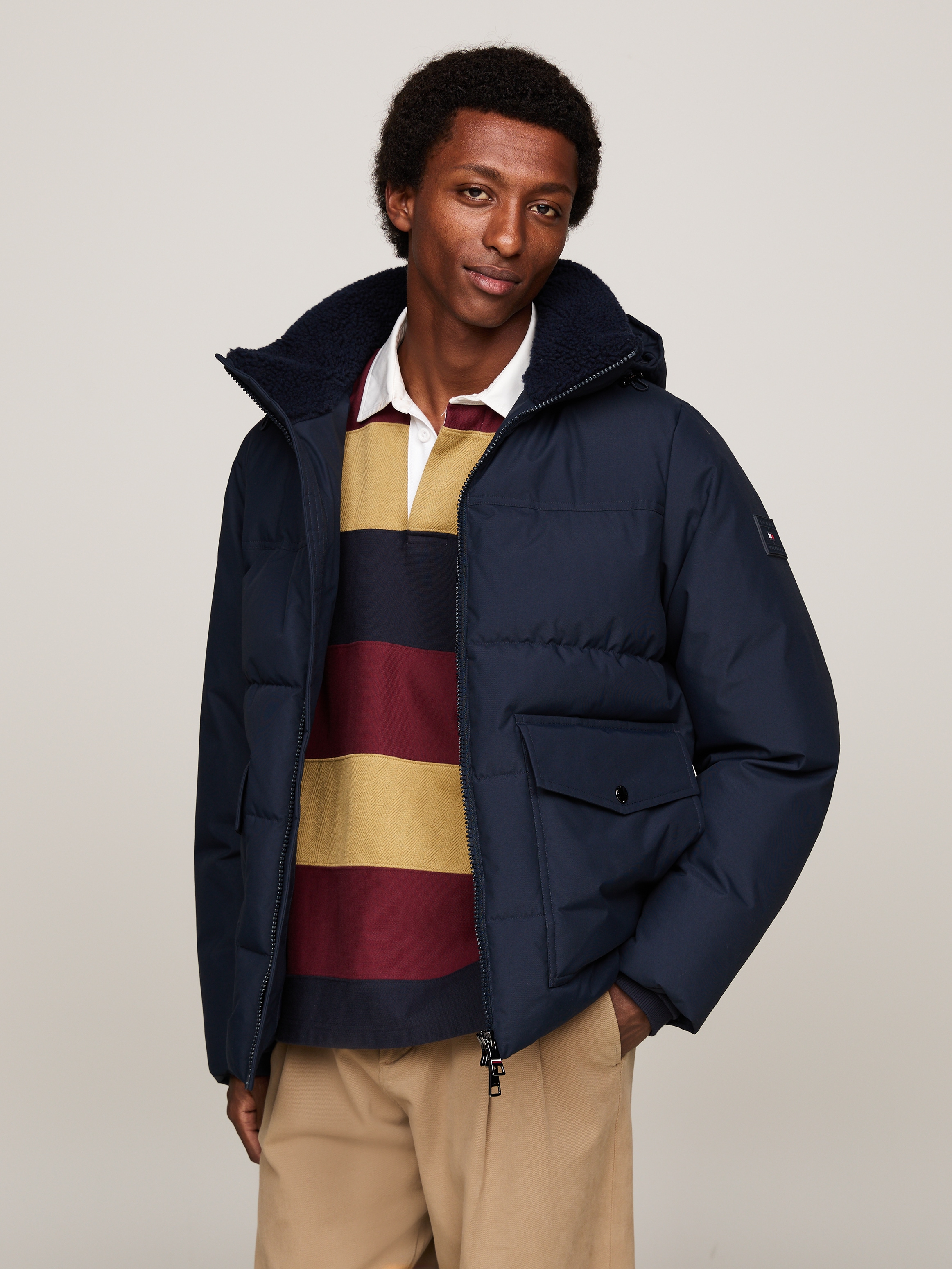 Tommy Hilfiger Parka »ROCKIE UTILITY HOODED JACKET«, mit Kapuze, Abnehmbare Kapuze mit Kordelzug, 2-Wege-Reißverschluss