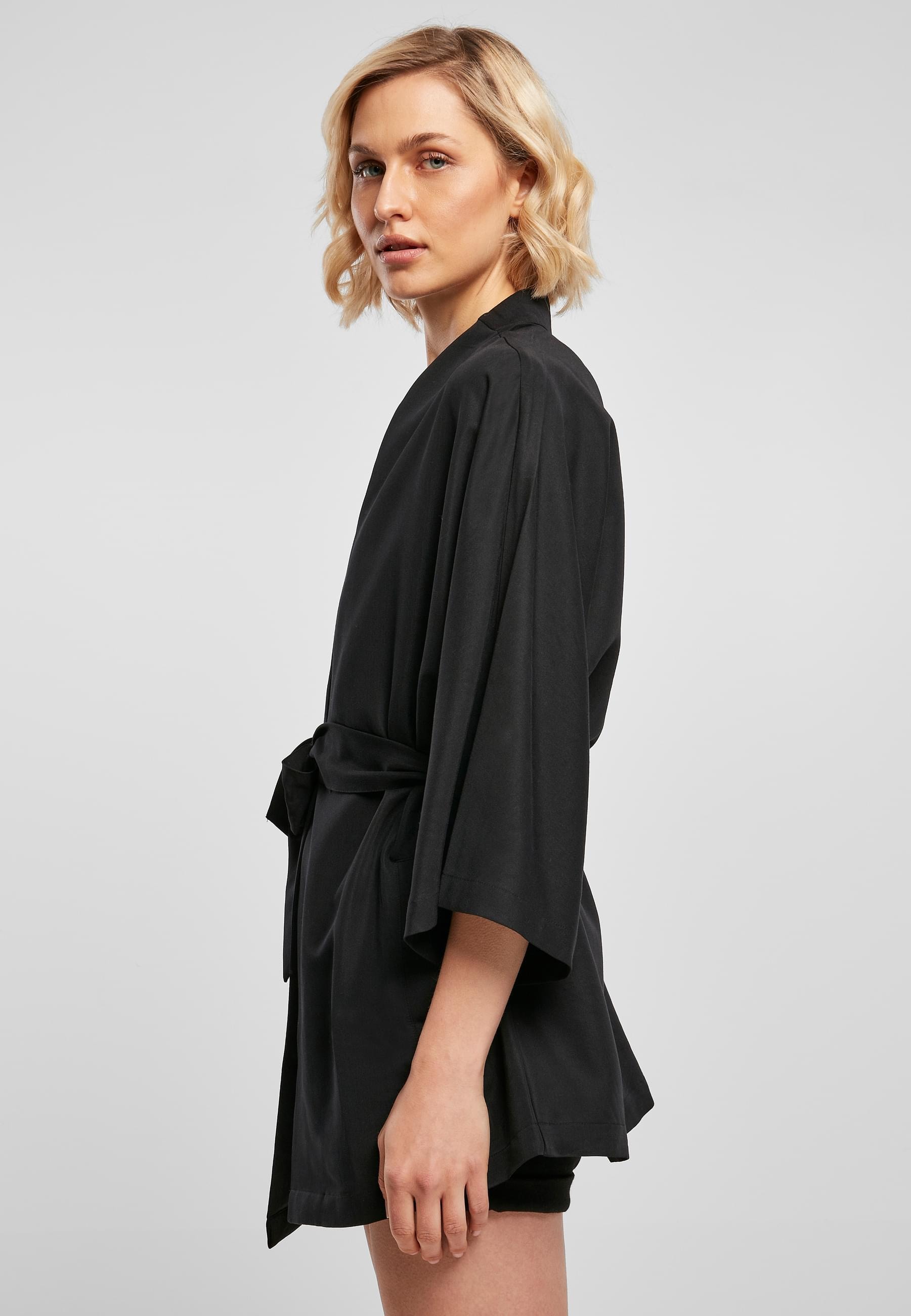 URBAN CLASSICS Allwetterjacke »Urban Classics Damen Ladies Viscose Twill Kimono Coat«, (1 St.), ohne Kapuze