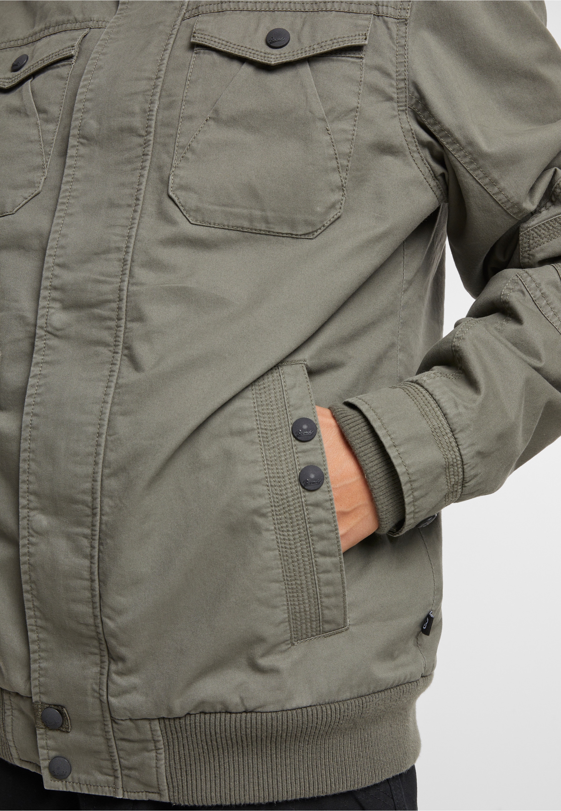 Brandit Winterjacke »Brandit Brandit Men Meadow Jacket« 1 Stk. tlg. mit Kapuze