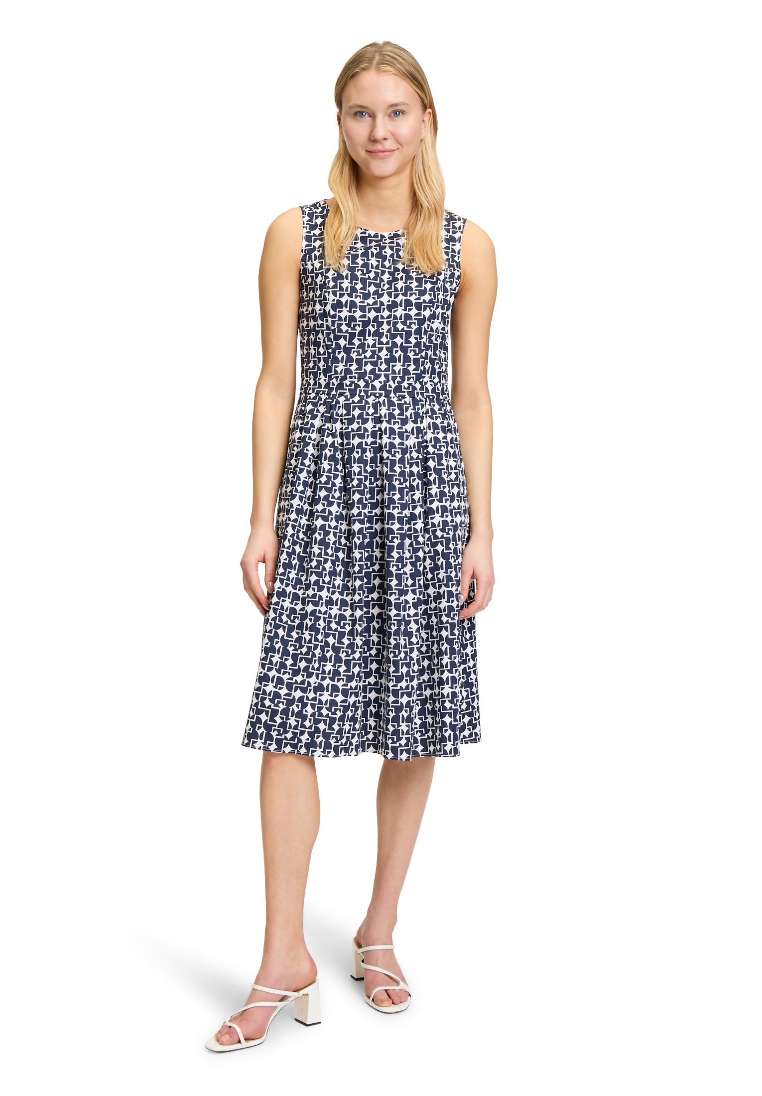 Vera Mont Sommerkleid »Vera Mont Sommerkleid tailliert«, Falten