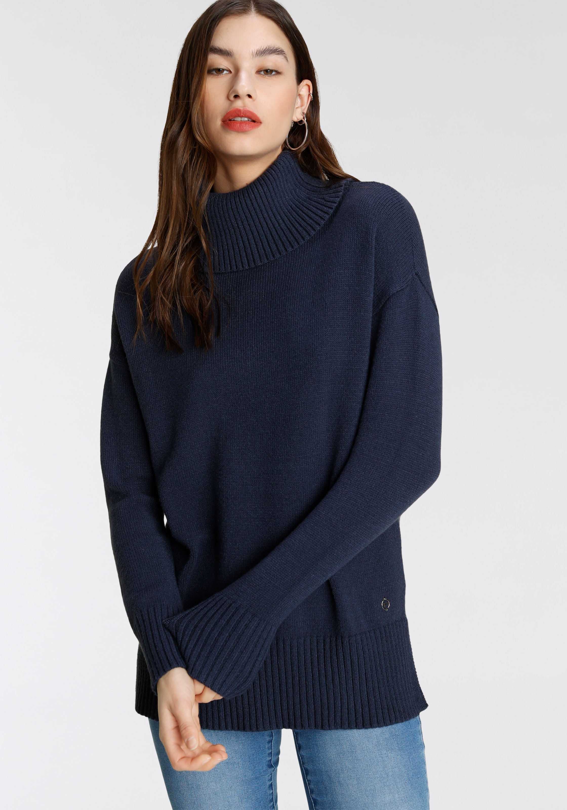 Tamaris Rollkragenpullover, in lässiger Form mit seitlichen Schlitzen günstig online kaufen