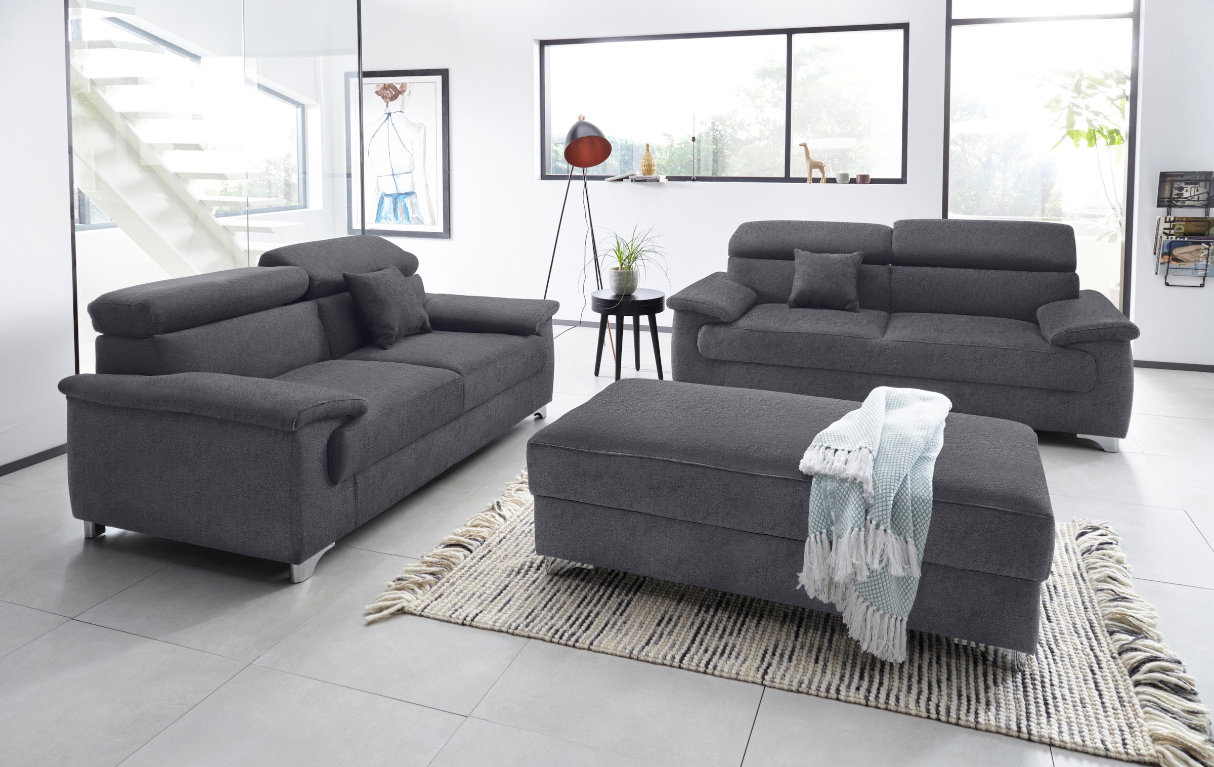 DOMO collection 2,5-Sitzer »Mira inklusive Kopfteilverstellung für mehr Wohlfühlkomfort«, elegant und modern, komfortabel, frei im Raum stellbar