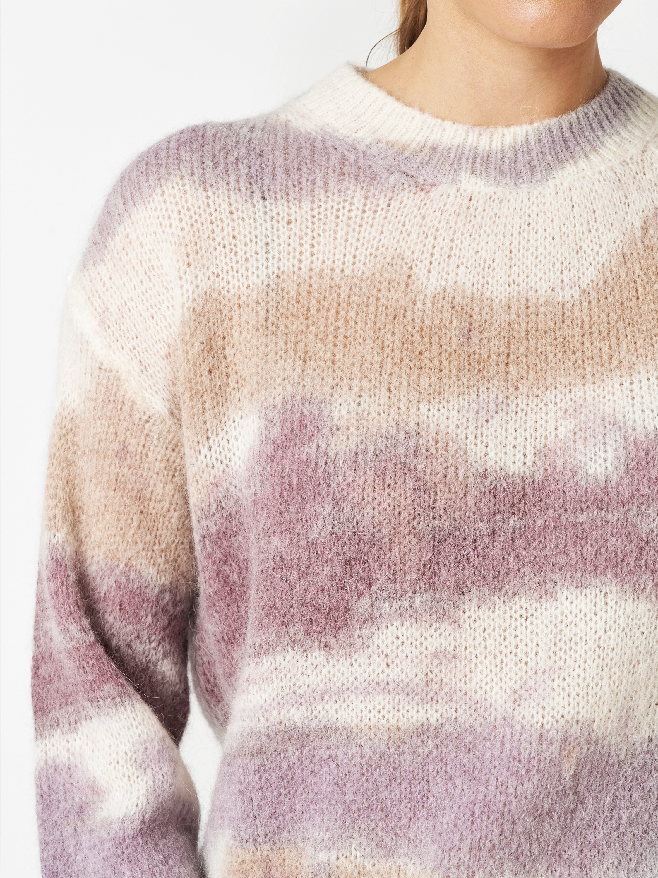 Thumbnail - TONI Rundhalspullover "Golda LA" mit Logo Stickerei