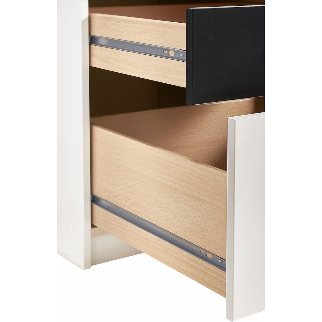 priess Kleiderschrank