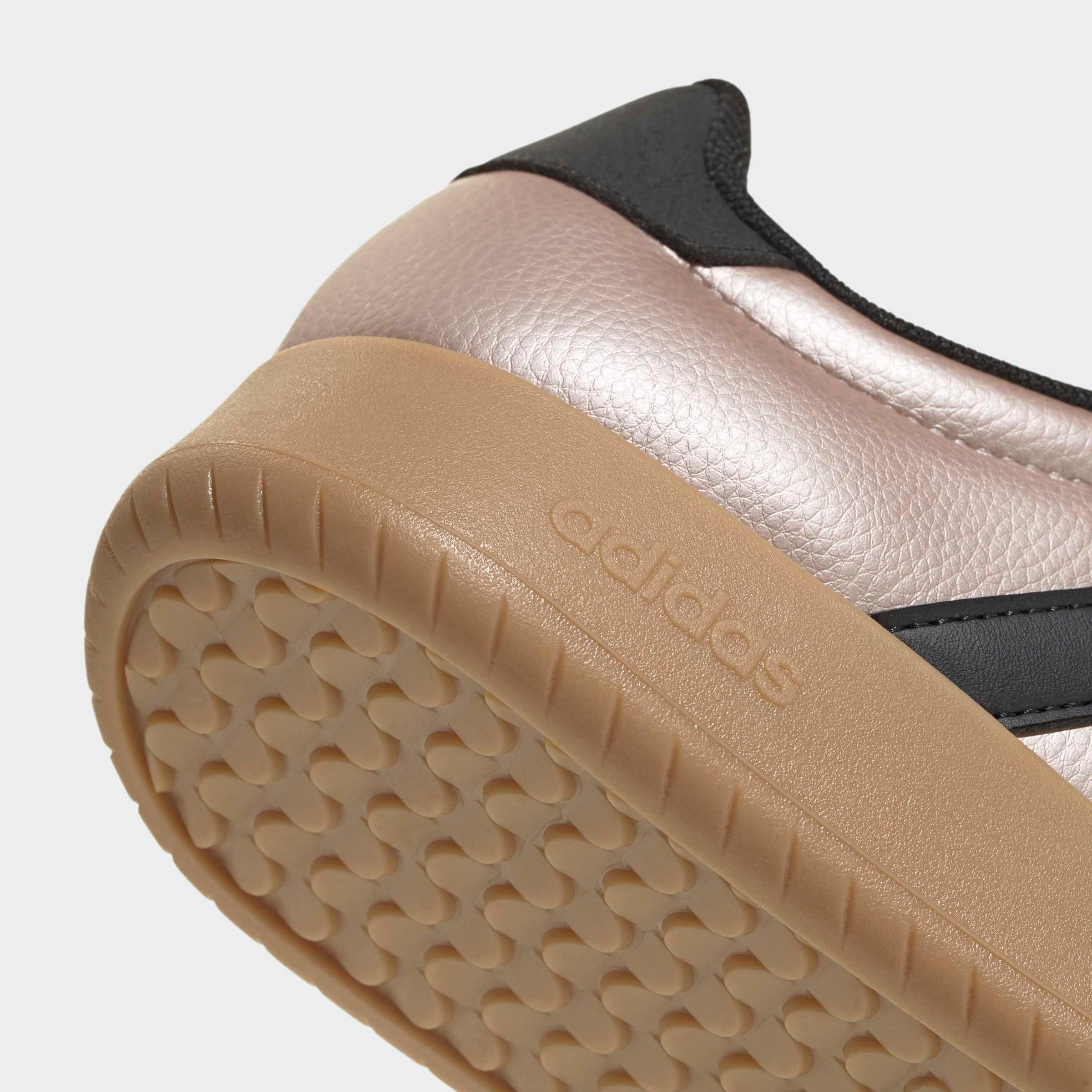 adidas Sportswear Sneaker »BARREDA«  inspiriert vom Design des adidas handball spezial