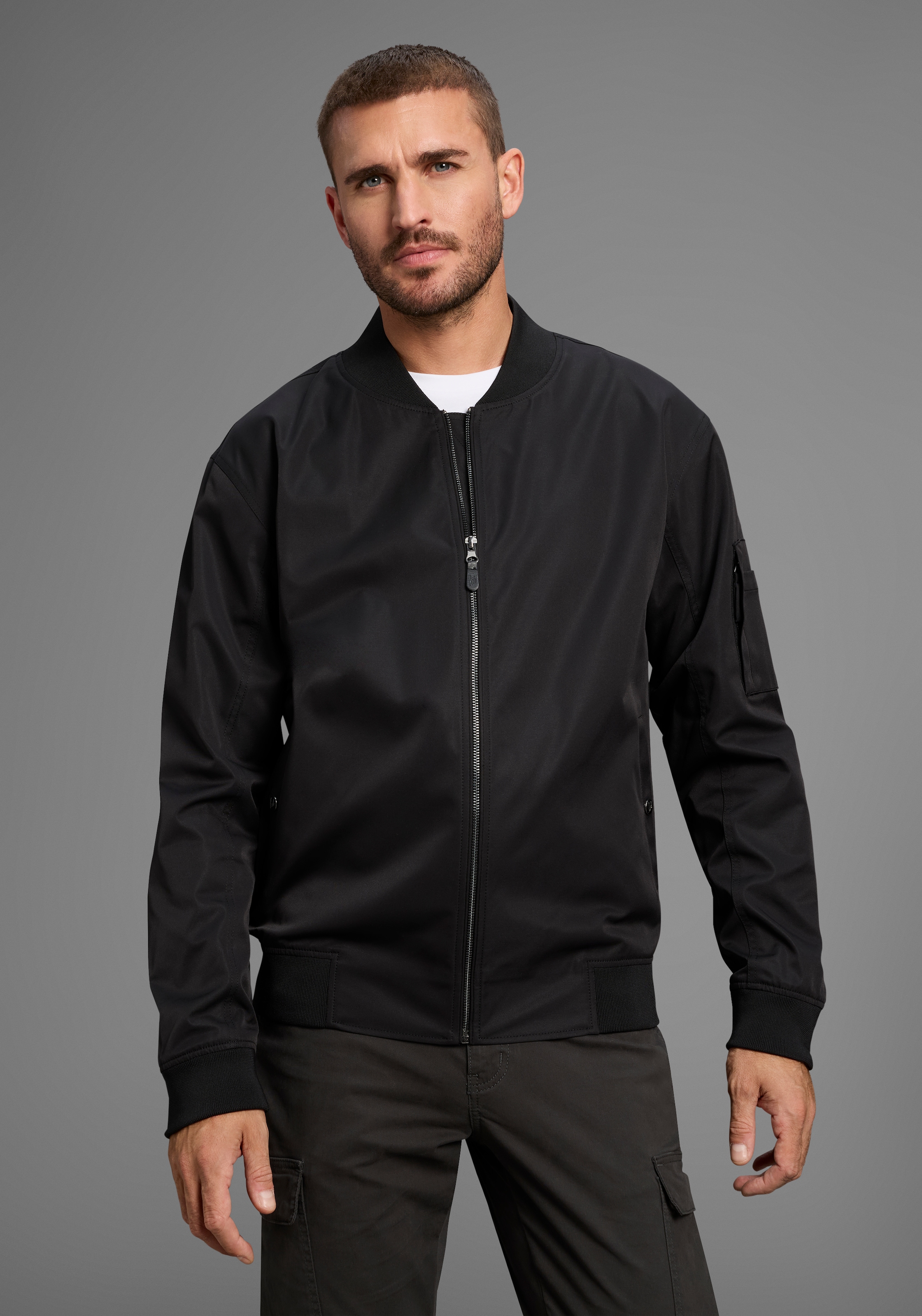 Bruno Banani Bomberjacke, Blouson mit Stehkragen, leichte Übergangsjacke günstig online kaufen