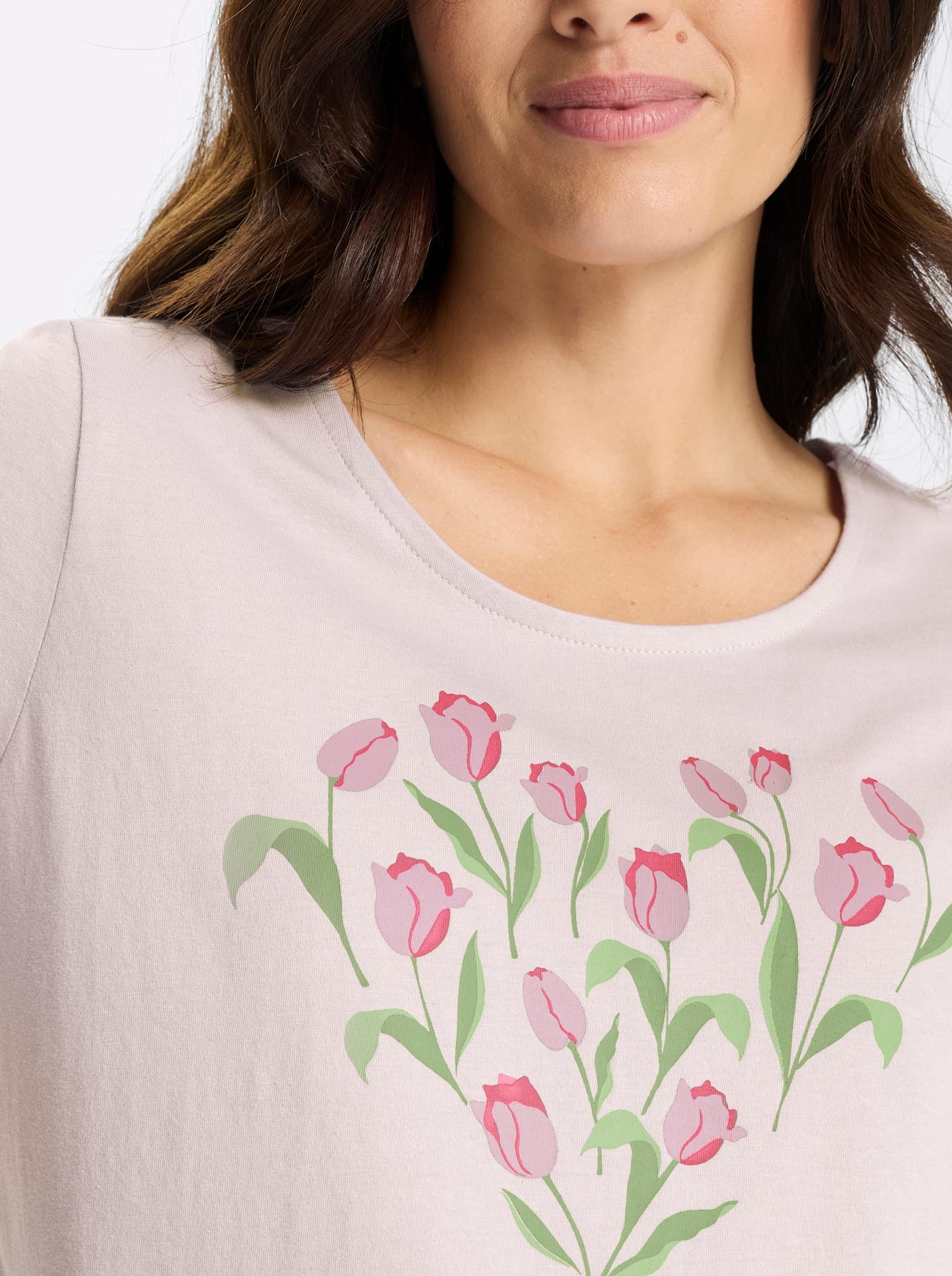 Classic Basics Women's Short Sleeve T-Shirt Light Pink/Fuchsia Size 46 7