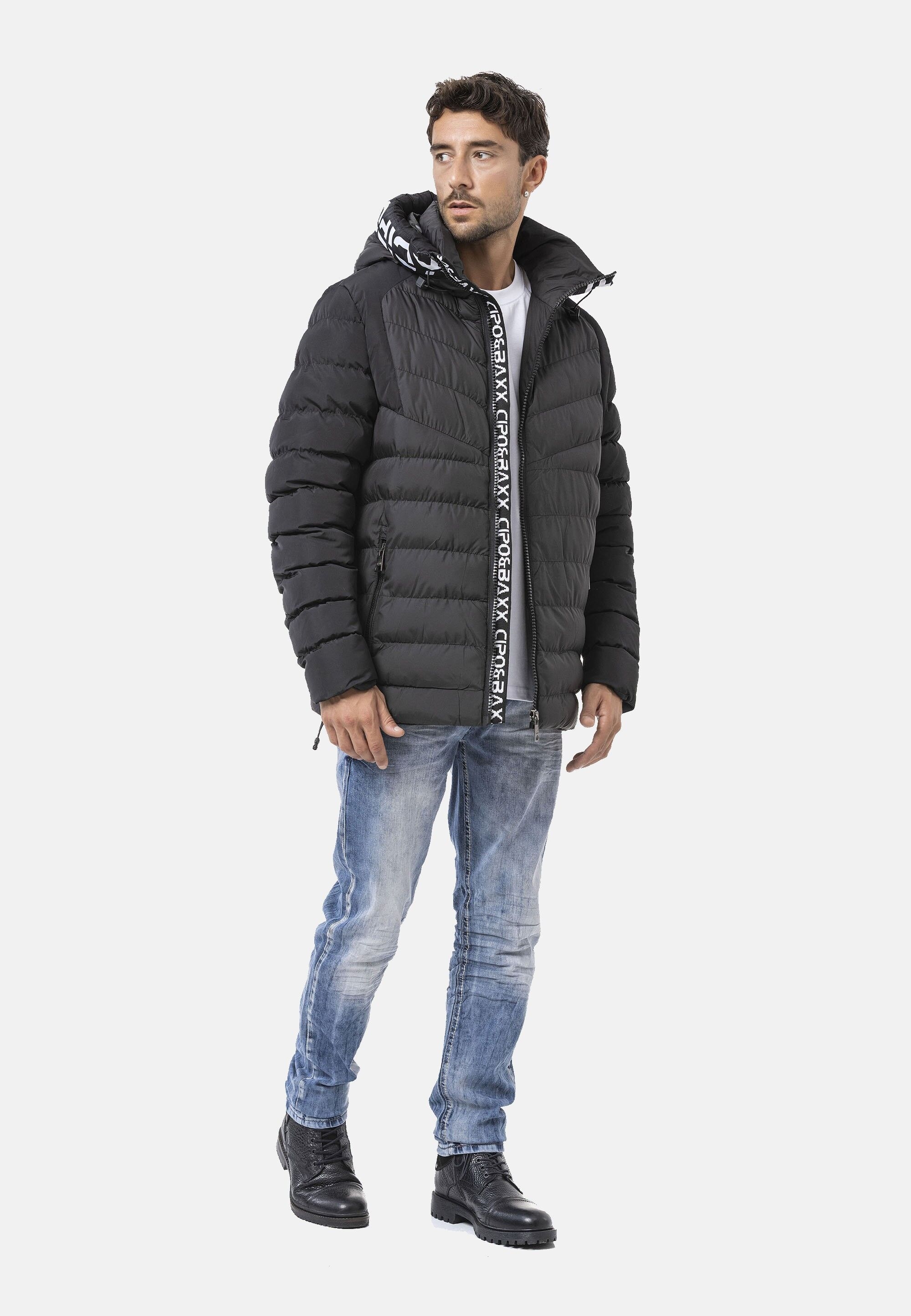 Cipo & Baxx Winterjacke »CM185« mit Kapuze mit markanter Marken-Zipperleiste