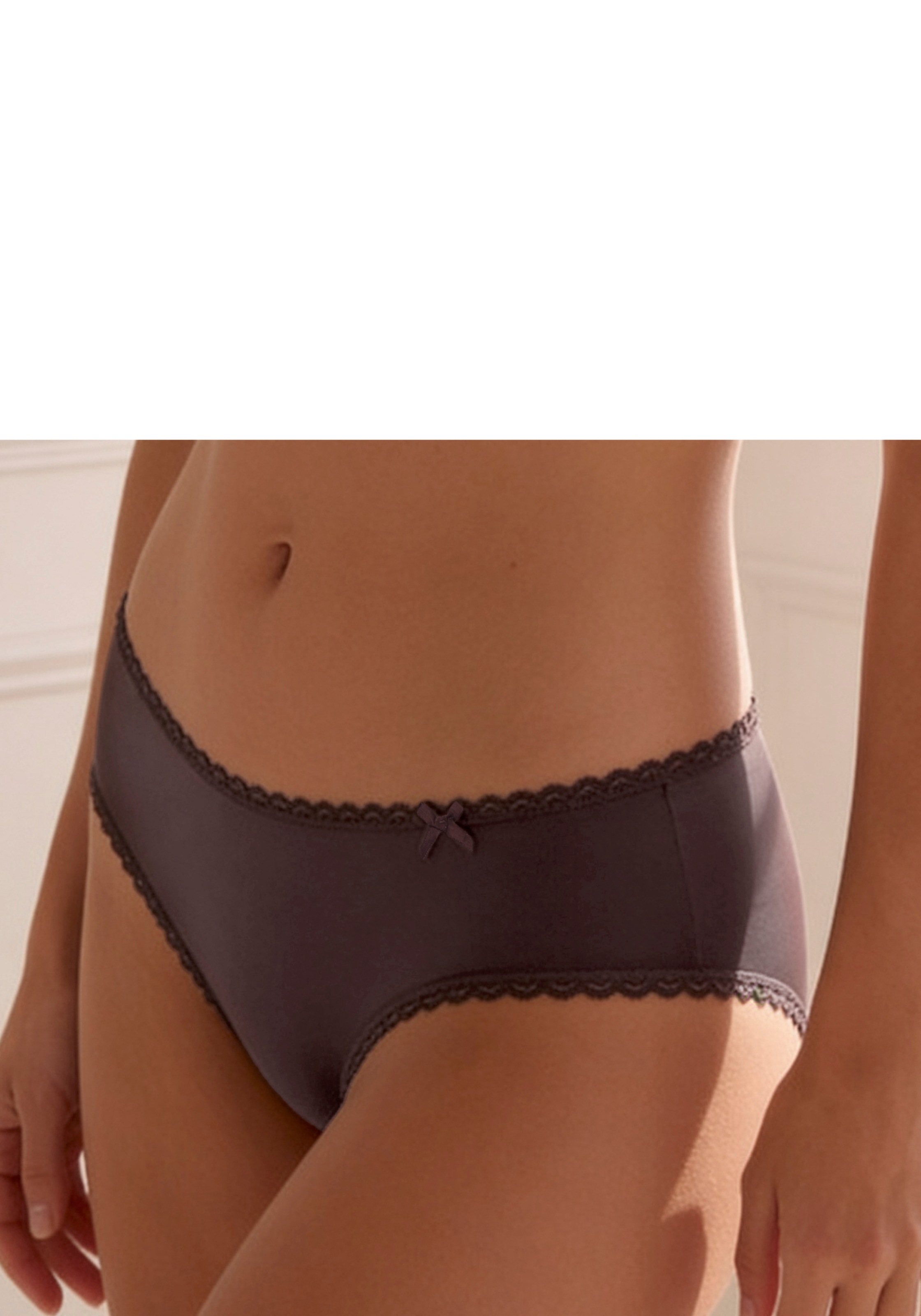 s.Oliver Panty "Camille" mit feiner Spitzenborte