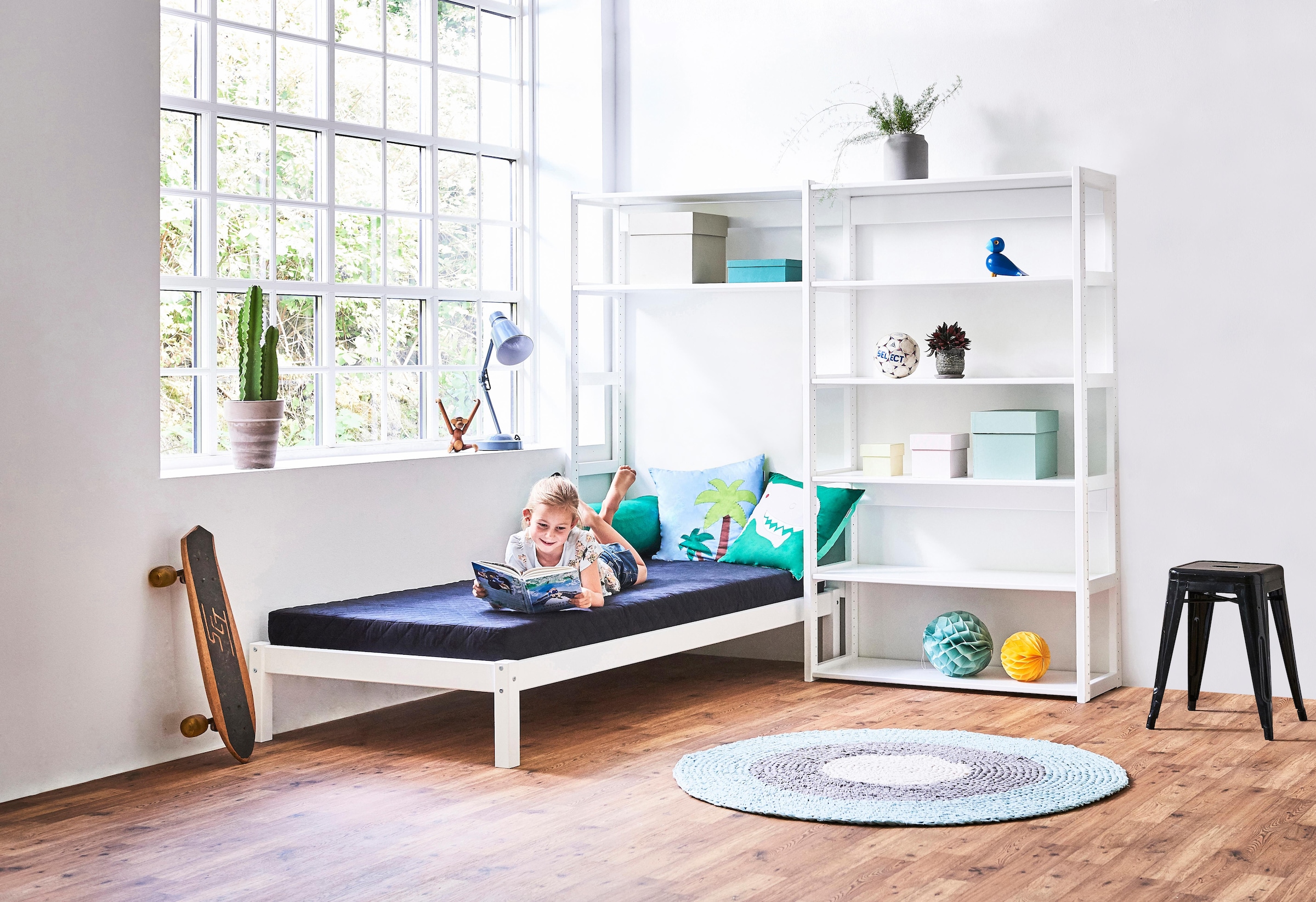 Hoppekids Jugendzimmer-Set »STOREY«, (Set, 16 St., Kinderbett, Rollrost, Schaummatratze, Regalsystem, 8 Einlegeböden)