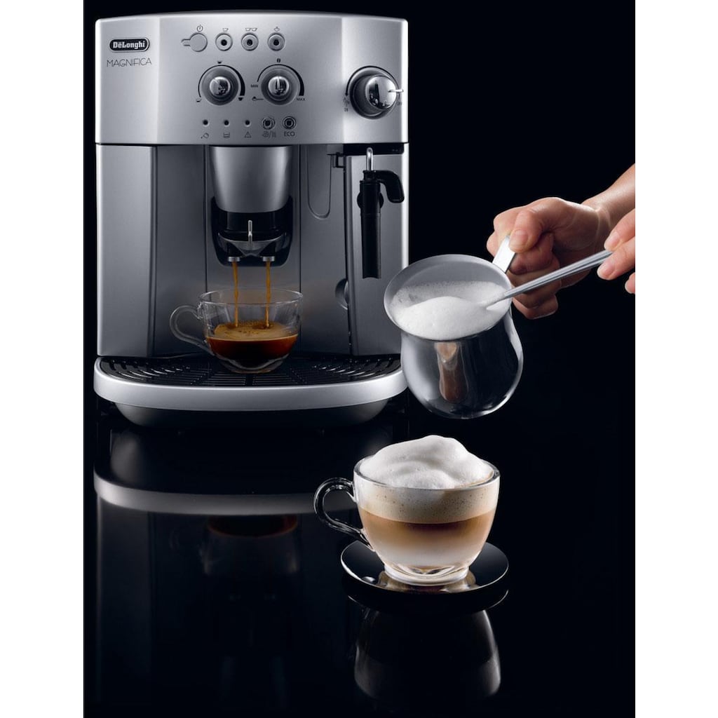 De'Longhi Kaffeevollautomat »Magnifica ESAM 4008.S«, Silber