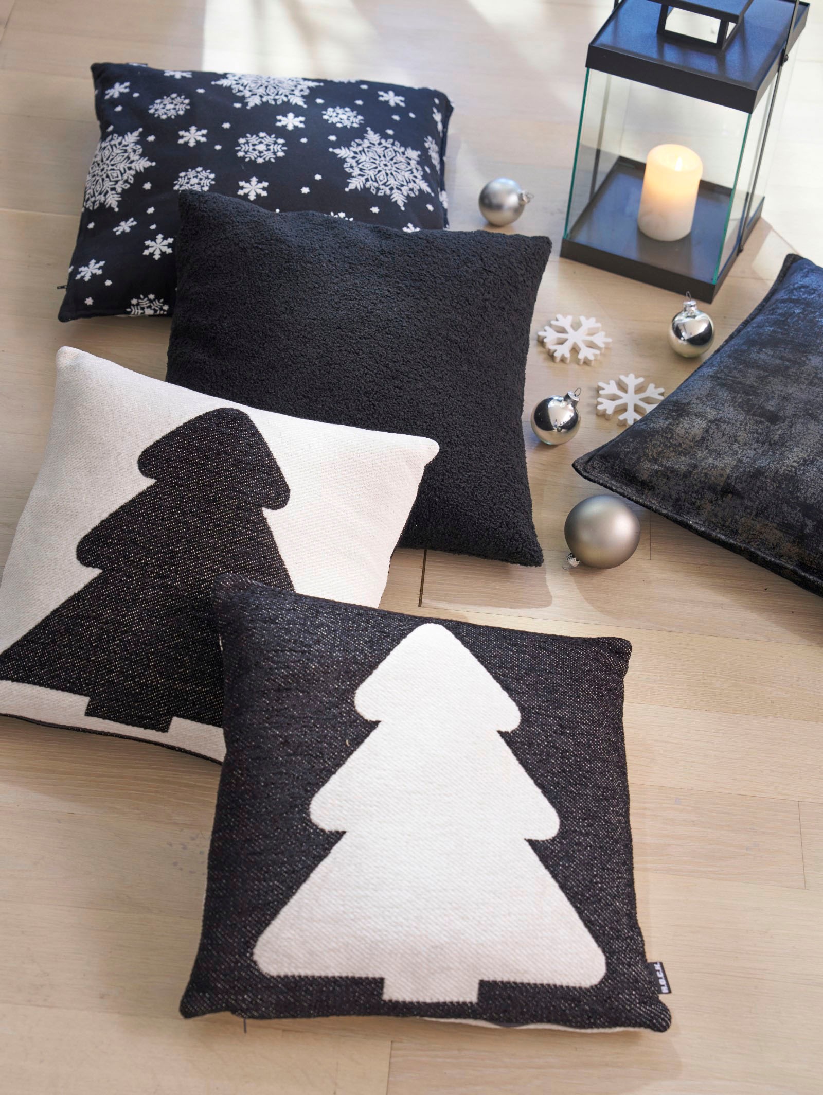 H.O.C.K. Dekokissen "Snow Flakes" Schneeflocke, traditionell, bestickte Sch günstig online kaufen