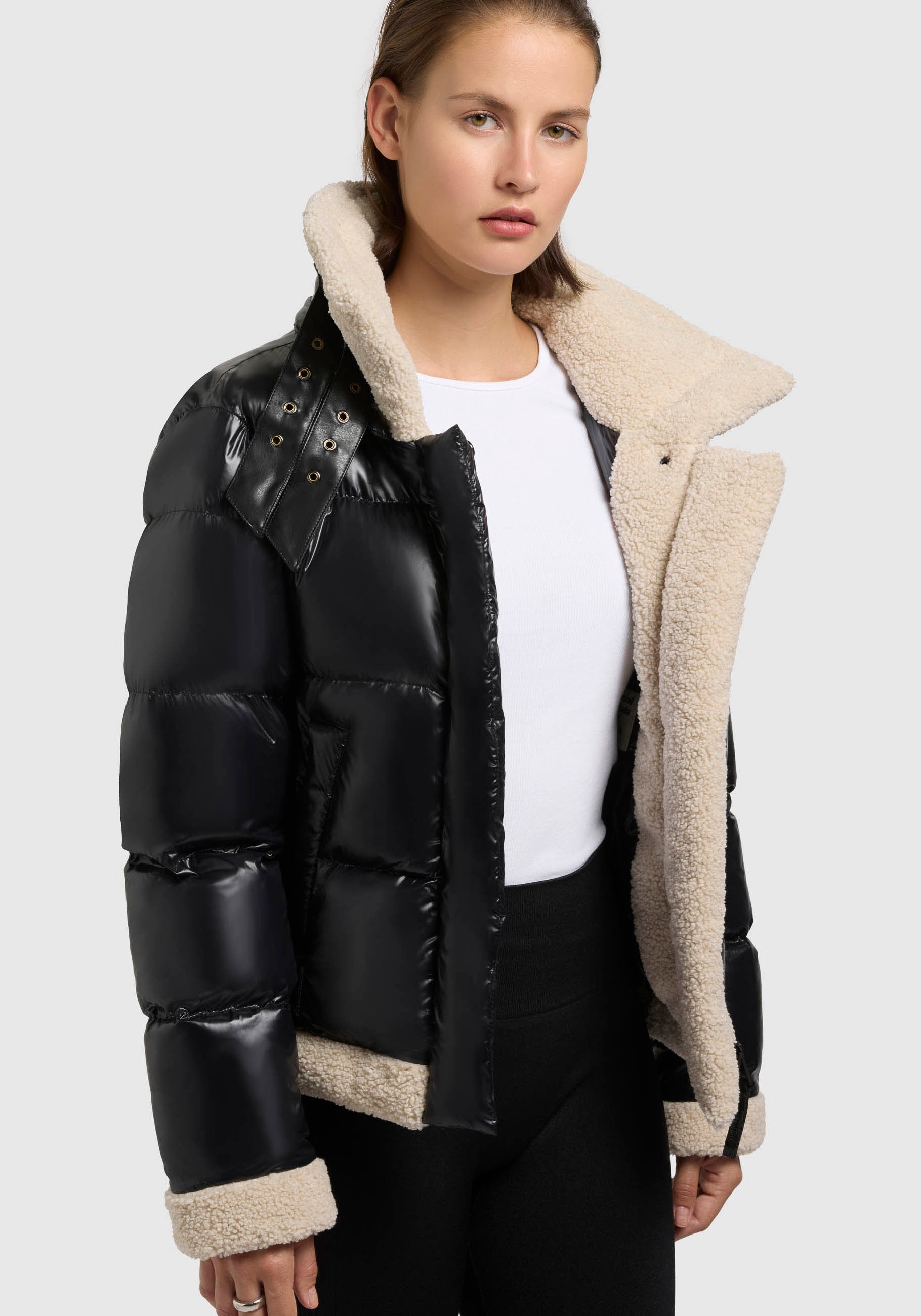 khujo Steppjacke »NESSIE«, mit Kapuze