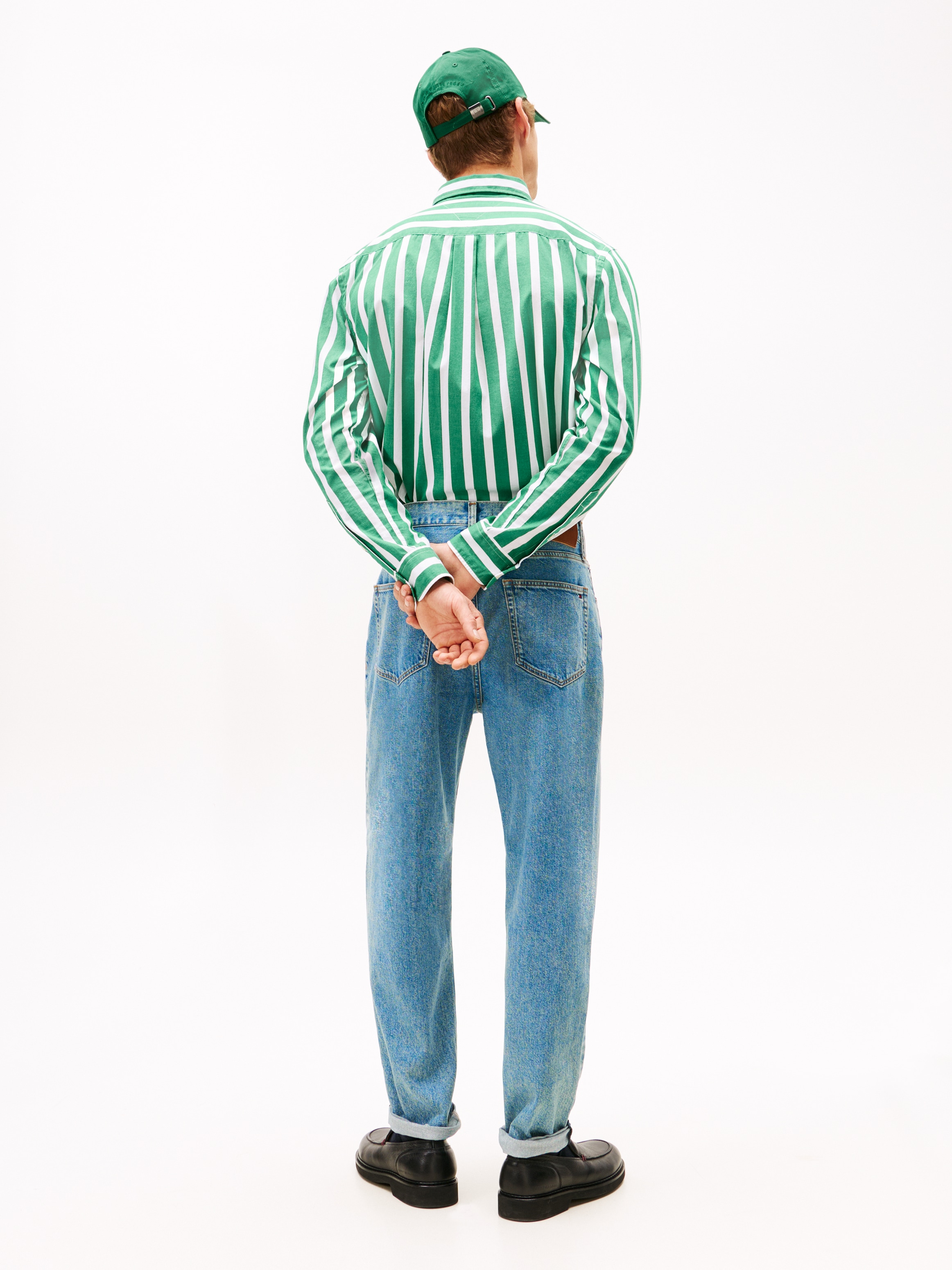 Tommy Hilfiger Tapered-fit-Jeans »HARLEM« mit Fade-Effekten