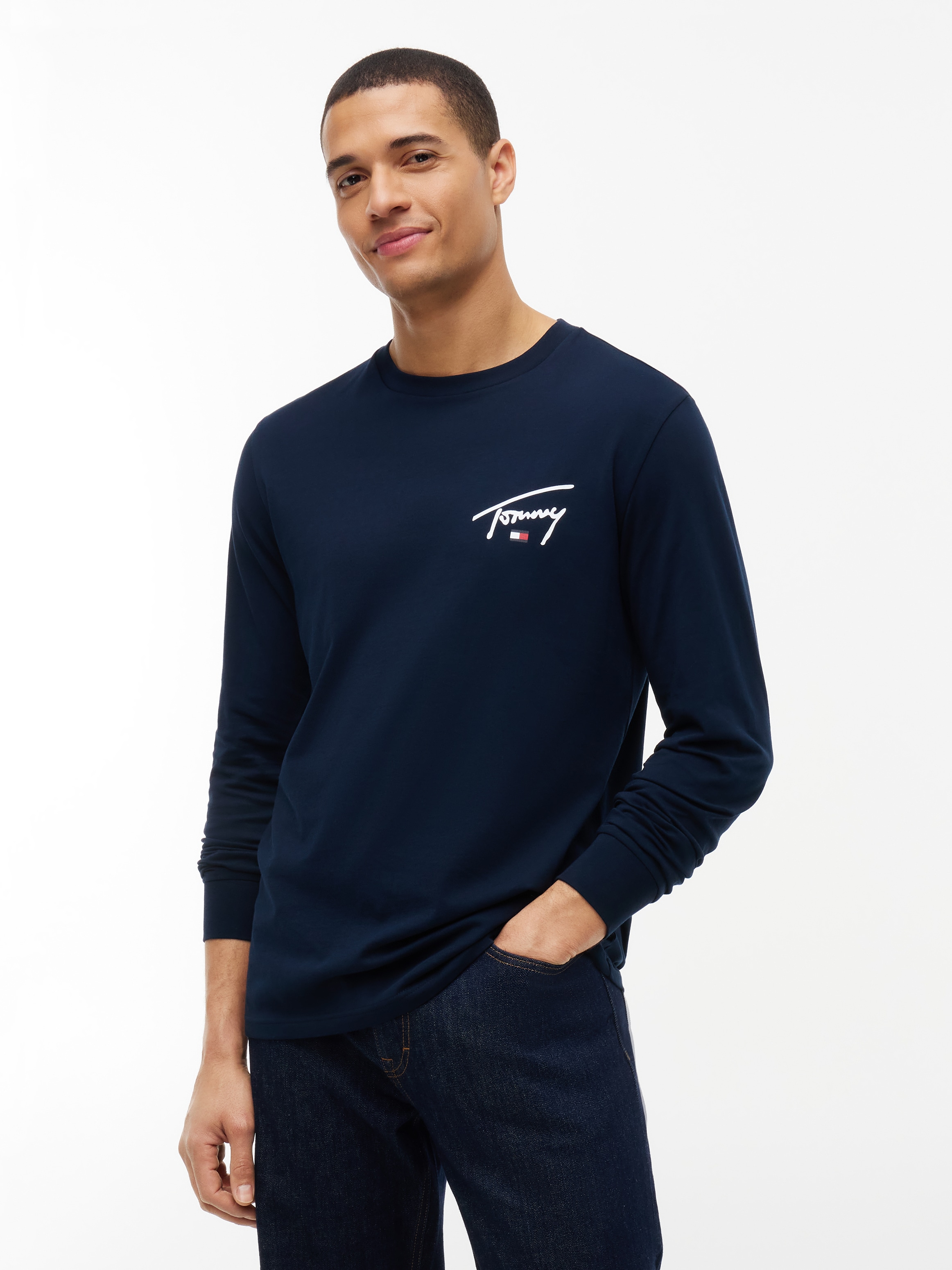 Tommy Jeans Langarmshirt "SLIM SIGNATURE CHEST TEE" Slim fit mit Rundhalsausschnitt