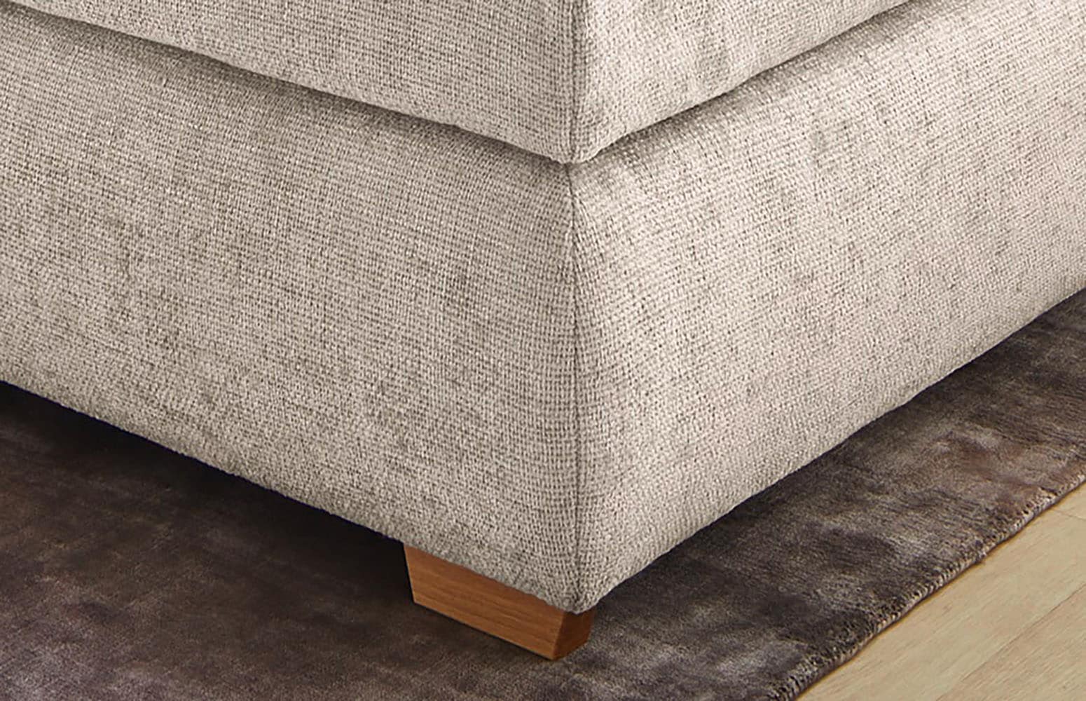 Jockenhöfer Gruppe Boxspringbett »Valentina in der Breite 180cm, beige, extra dickes Kopfteil mit Keder« 7-Zonen-TTFK-Matratzen, Visco-Topper, verschiedene Härtegrade wählbar