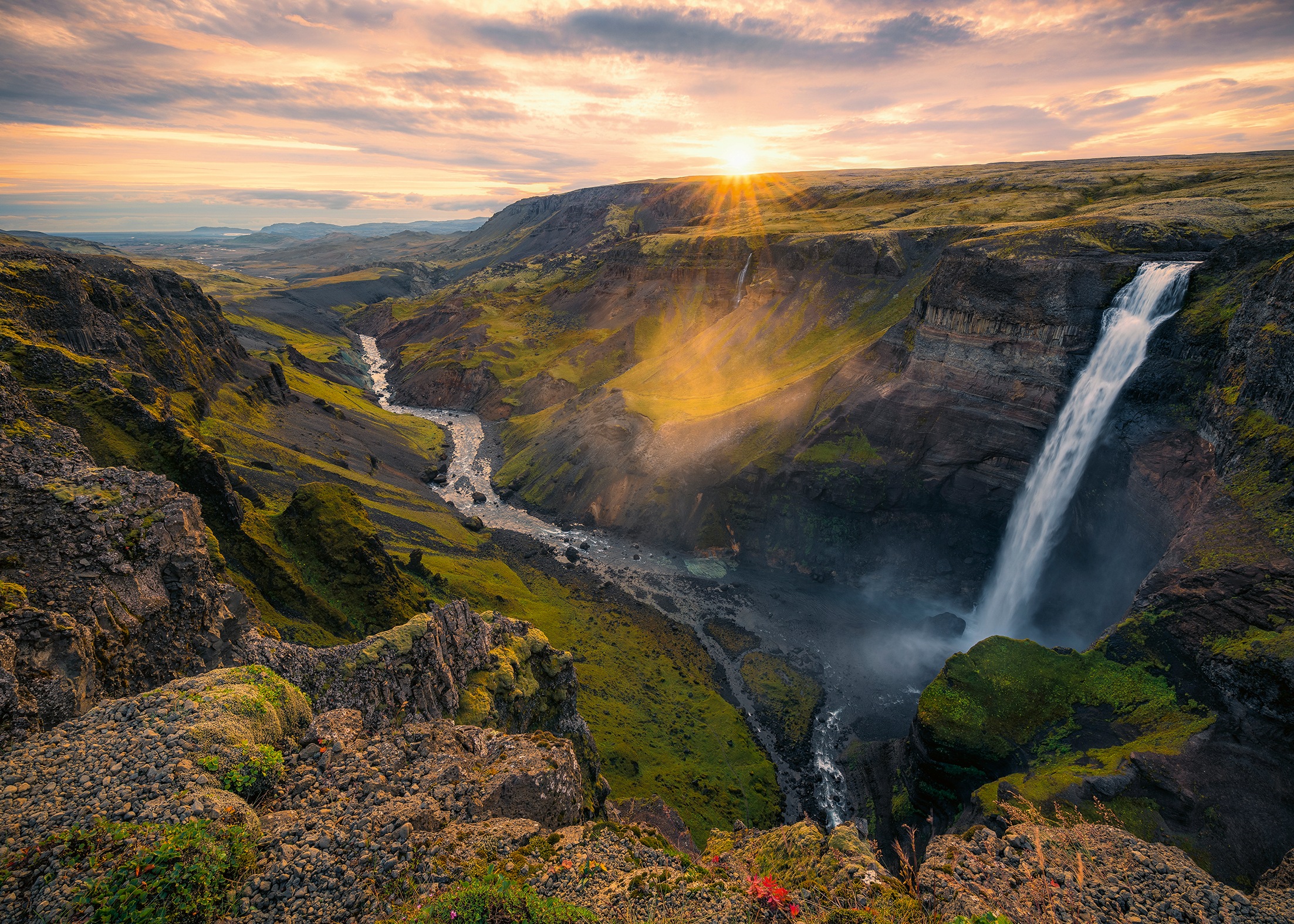 Ravensburger Puzzle »Scandinavian Places, Haifoss auf Island«, Made in Germany