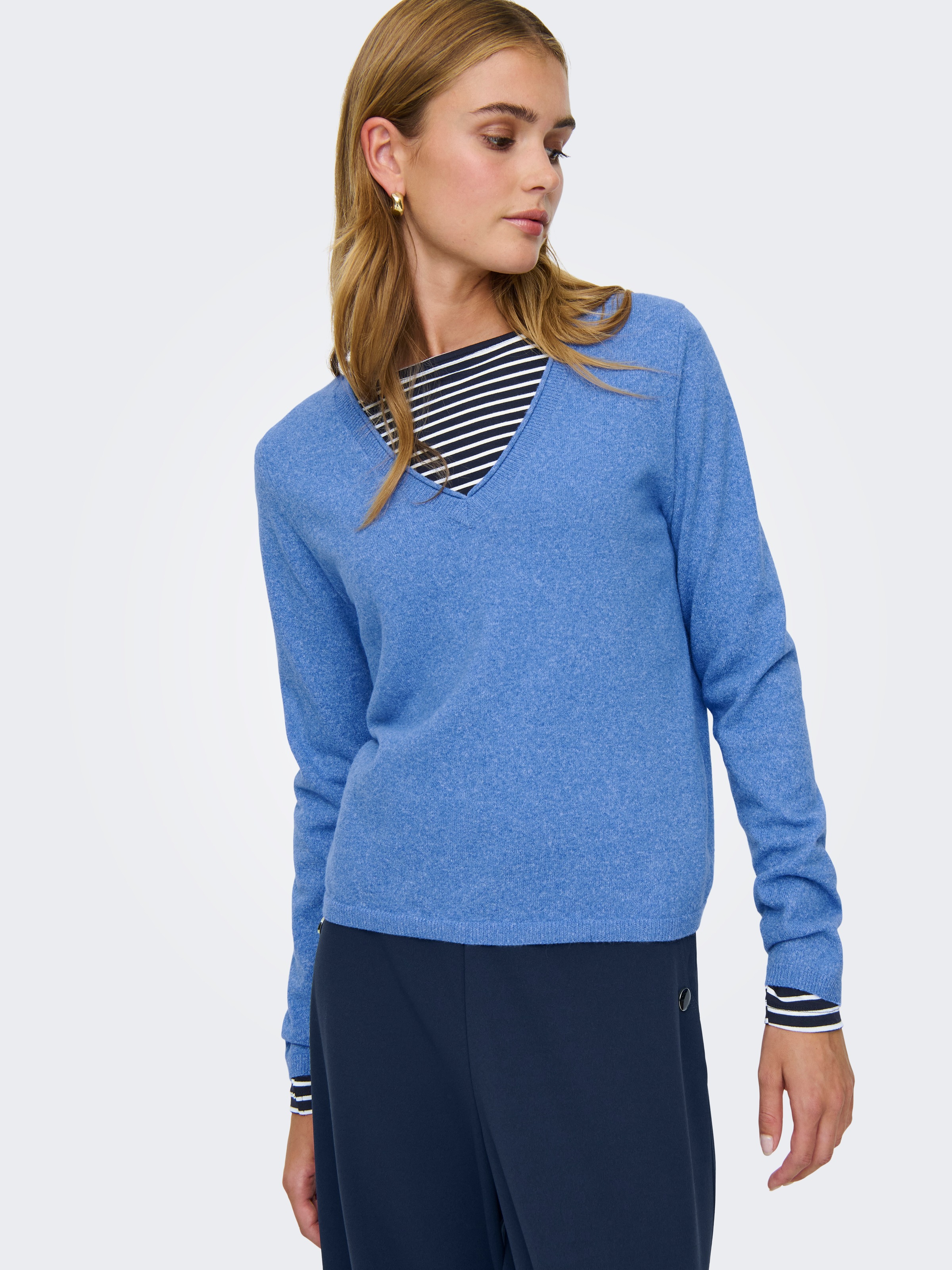 ONLY V-Ausschnitt-Pullover "ONLLOYAL LIFE LS V-NECK PULLO KNT NOOS" Materia günstig online kaufen