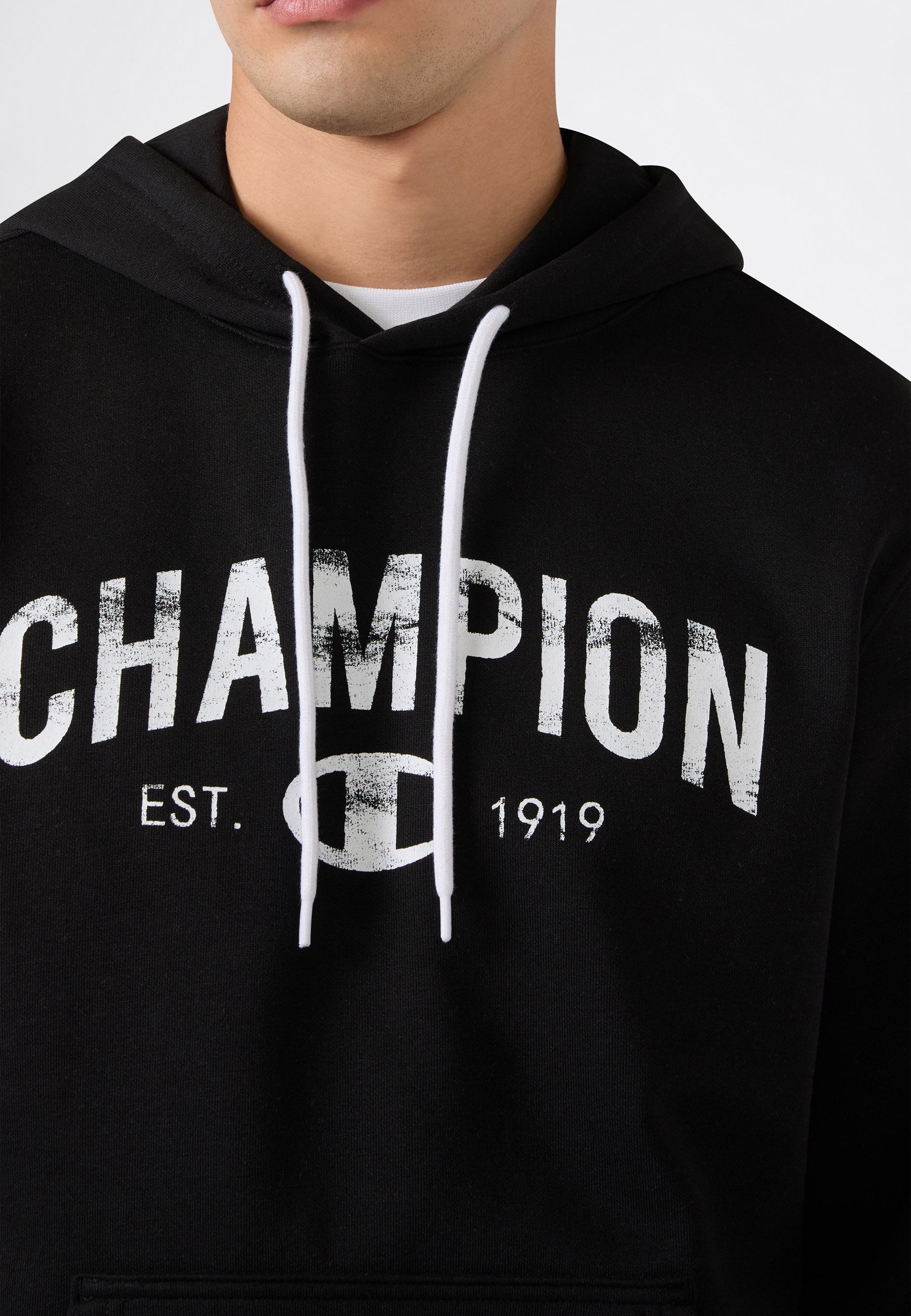Champion Kapuzensweatshirt »SPORTWEAR HOODIE Standard Fit«, Langarm-Ausführung, aus Baumwolle und Polyester, Standard Fit
