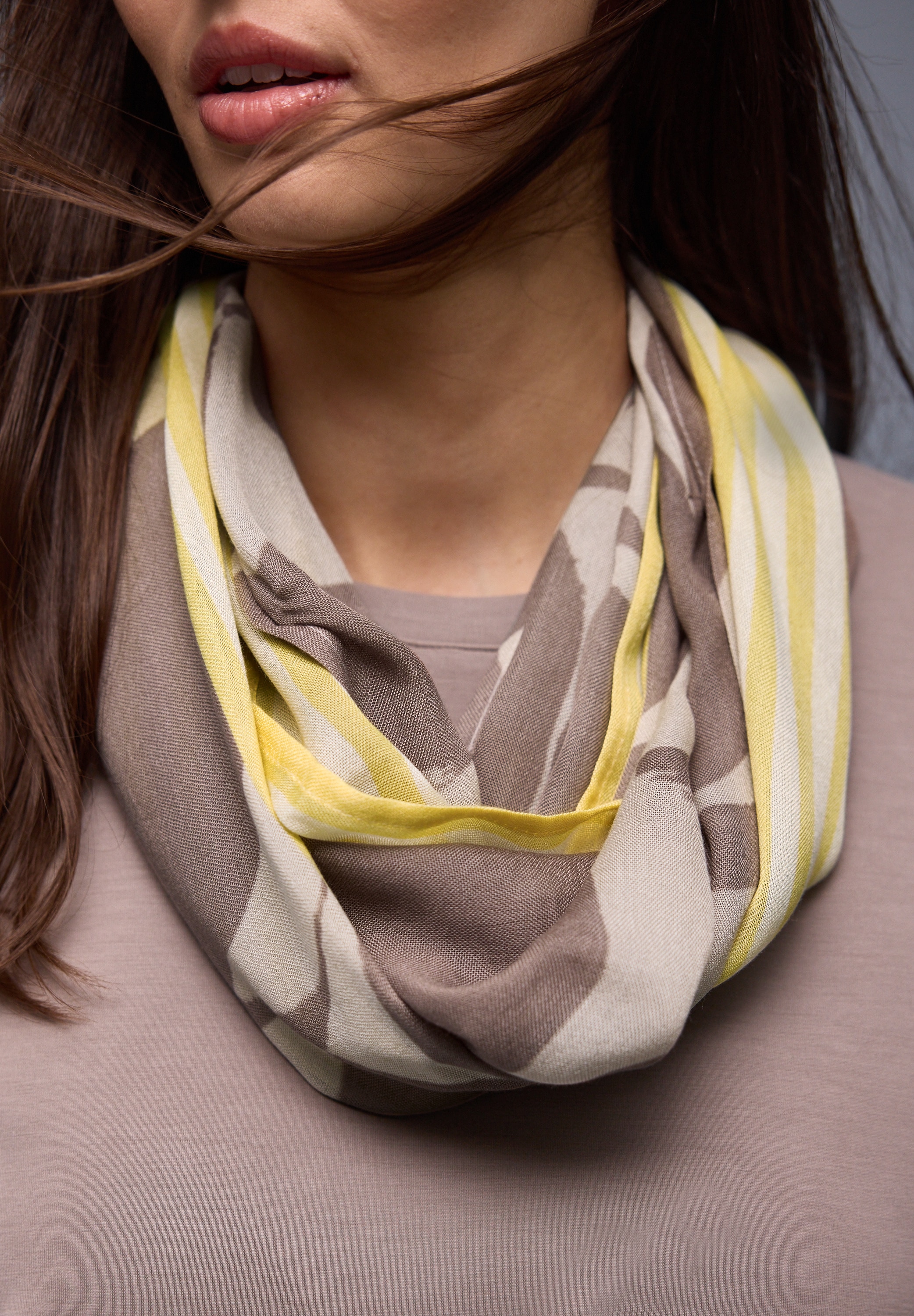 STREET ONE Schal mit grafischem Muster günstig online kaufen