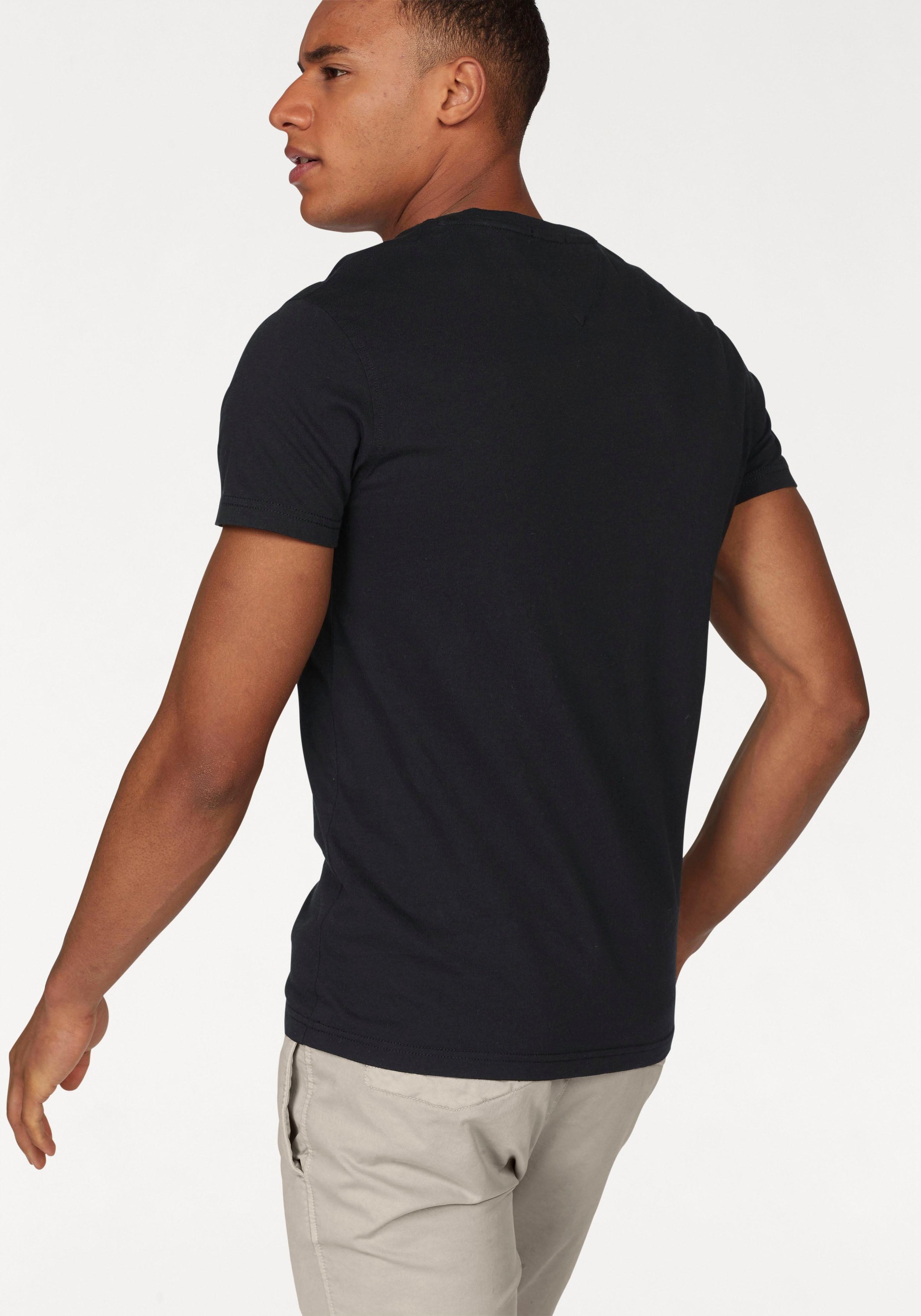 Tommy Jeans T-Shirt "TJM ORIGINAL JERSEY V NECK TEE" mit V-Ausschnitt und d günstig online kaufen