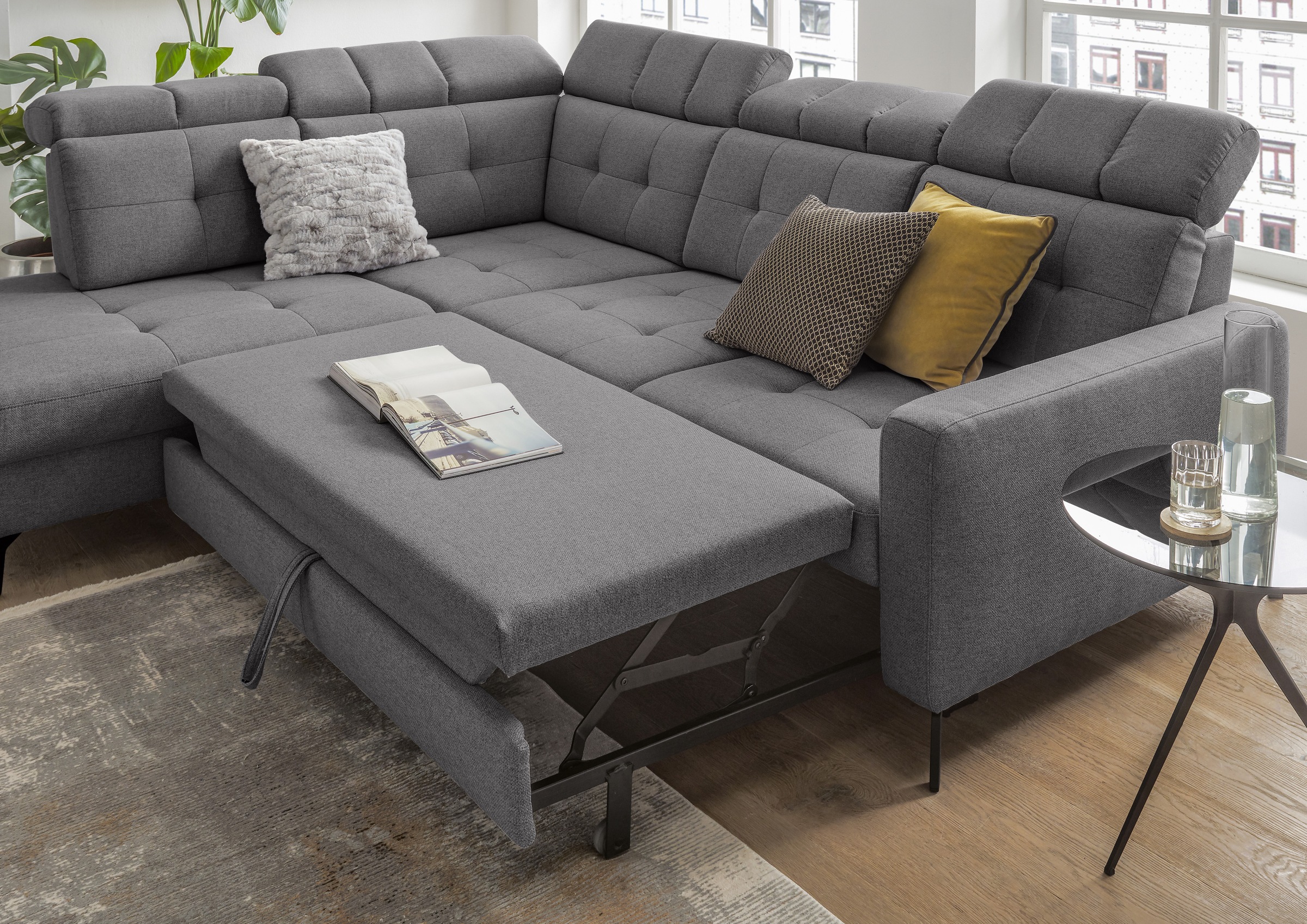 Musterring Ecksofa »MR 4615«, mit Kopf- und Rückenverstellung, Metallfuß schwarz, Maße 272 x 214 cm