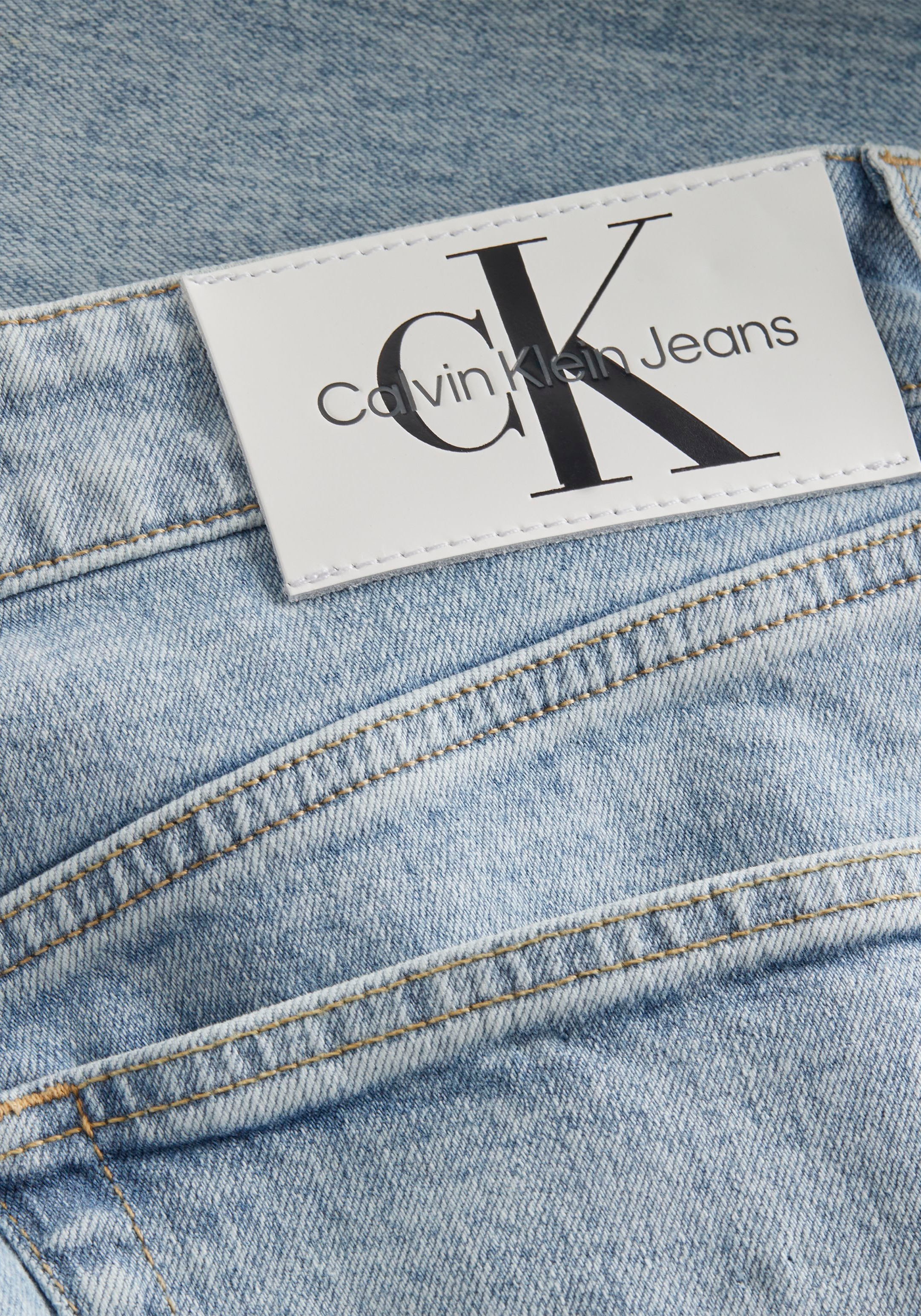 ▷ Leder- Klein | Badge bestellen TAPER«, BAUR Jeans mit Klein Tapered-fit-Jeans »SLIM Calvin Calvin