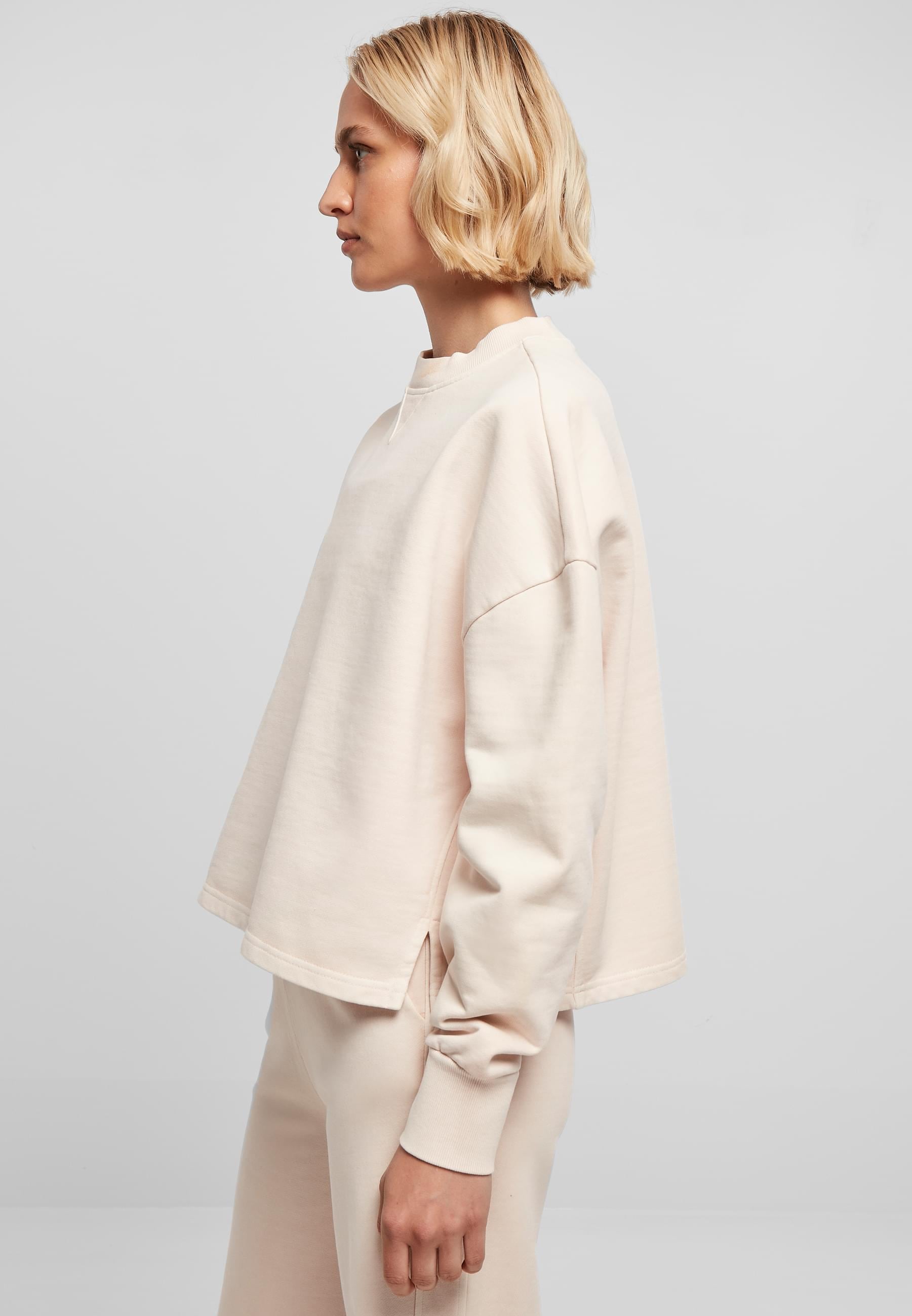 URBAN CLASSICS Sweater »Urban Classics Damen Ladies Heavy Terry Garment Dye Crewneck«, (1 tlg.)