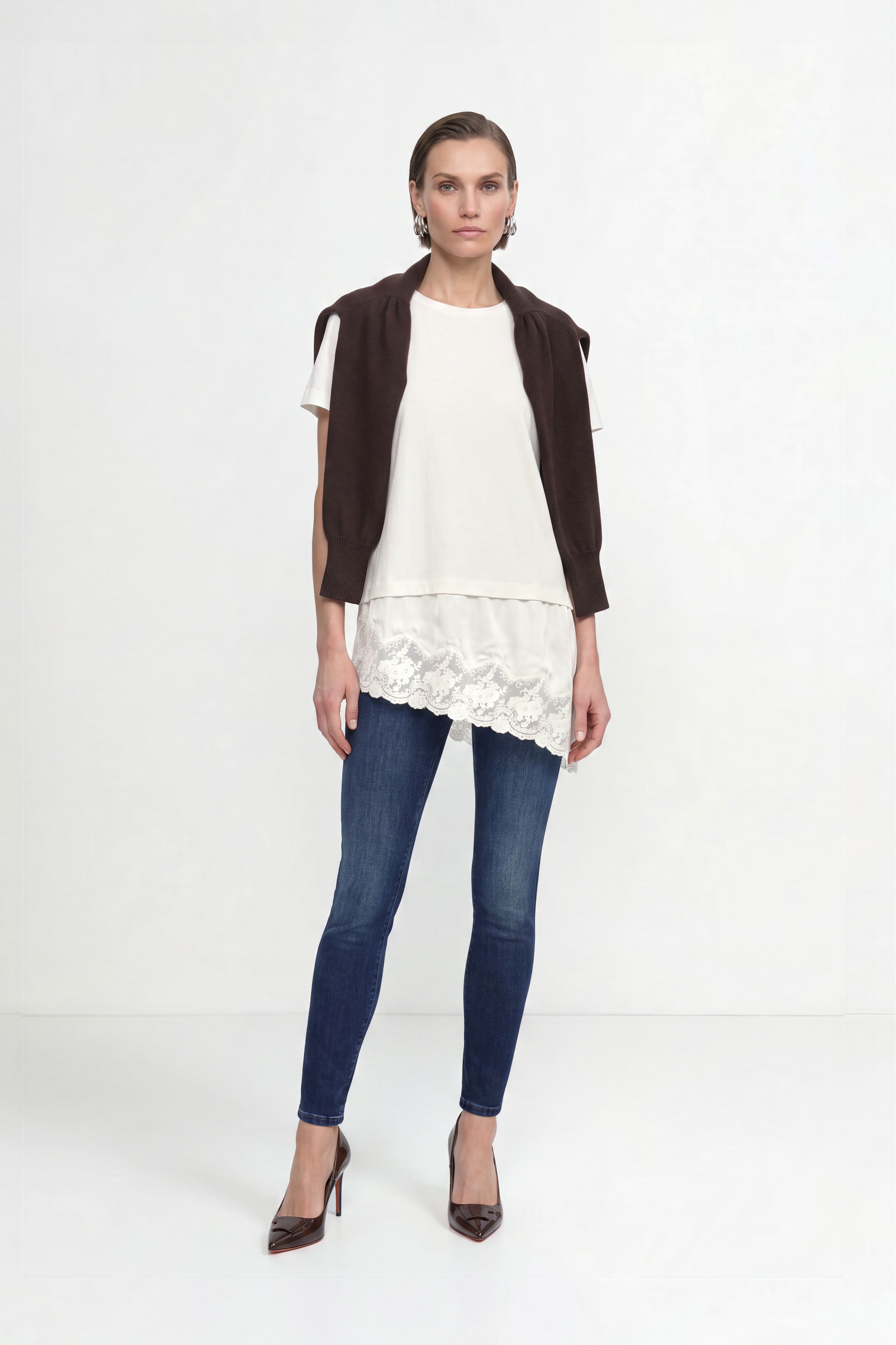 RICHROYAL T-Shirt Floraler Spitzenbesatz am Saum, asymmetrisch