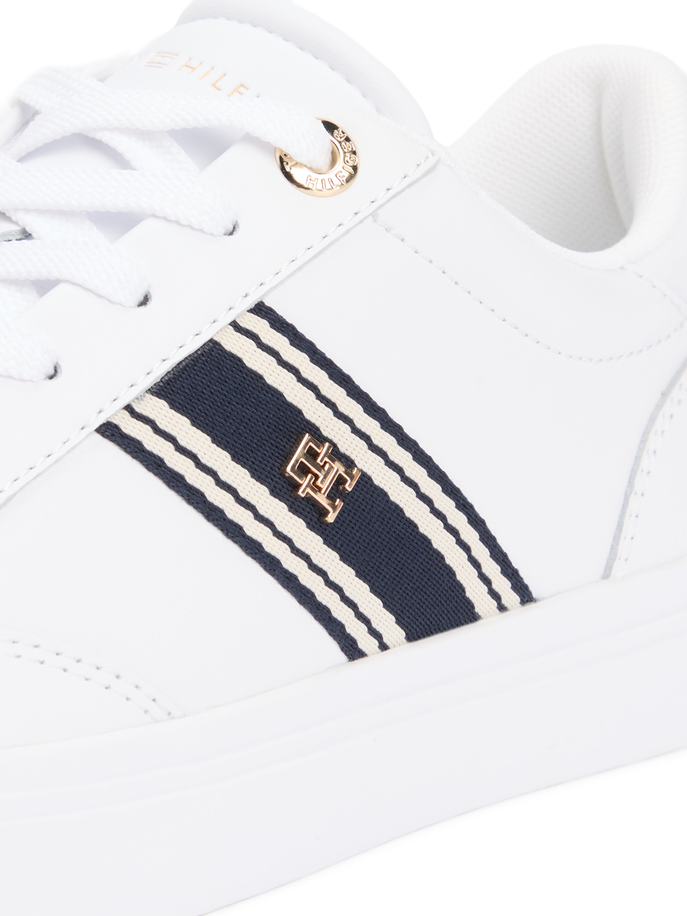 Tommy Hilfiger Plateausneaker »TH CHIC CUPSOLE WEBBING«  Freizeitschuh, Halbschuh, Schnürschuh mit Kontrast-Textilstreifen