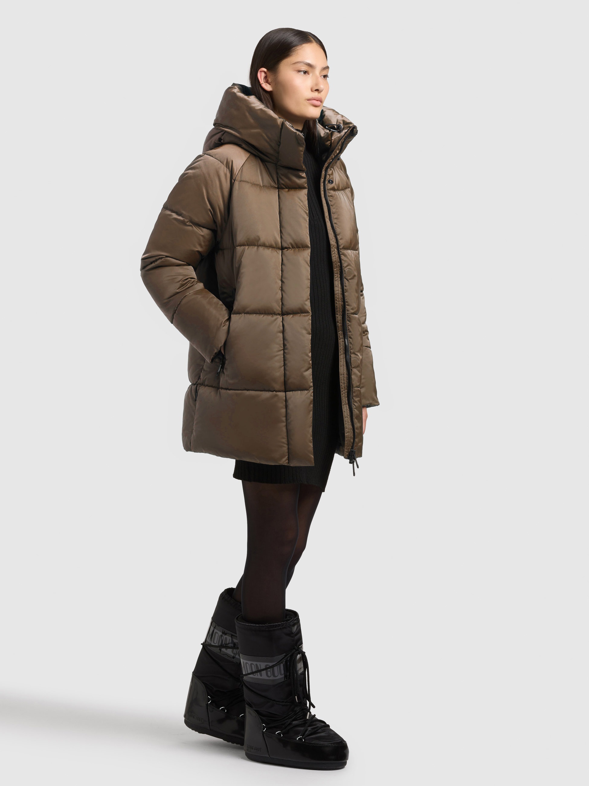 khujo Steppjacke »SUDA« mit Kapuze