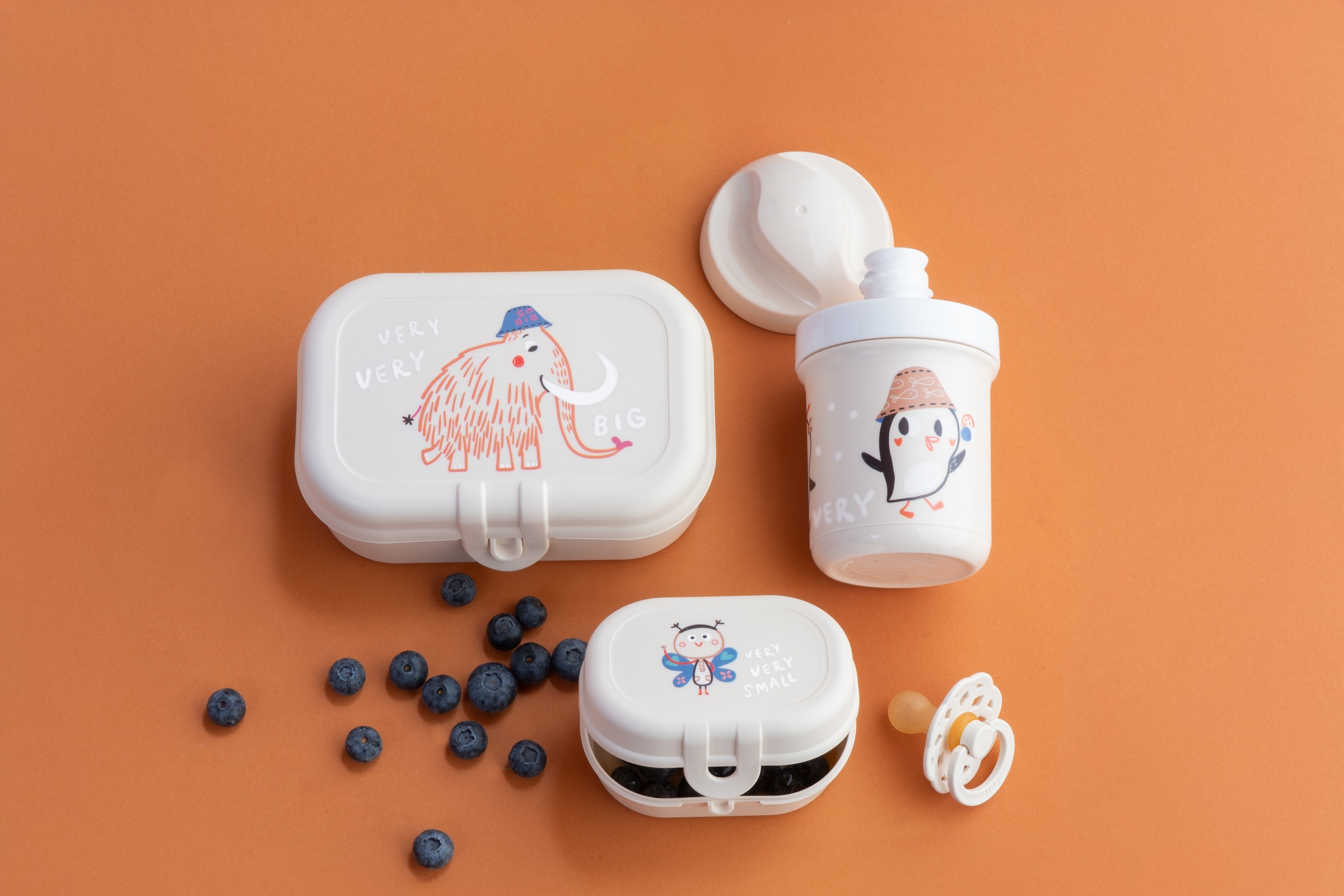 KOZIOL Lunchbox »VERY VERY TO GO«, (3 tlg.), inkl. Trinkflasche, melaminfrei, CO² neutrale Produktion