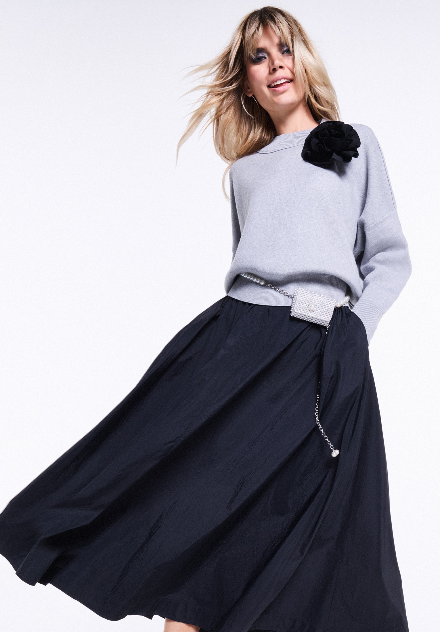 Cartoon Strickpullover »Damen Strickpullover mit Rundhalsausschnitt« 1 Stk. tlg.