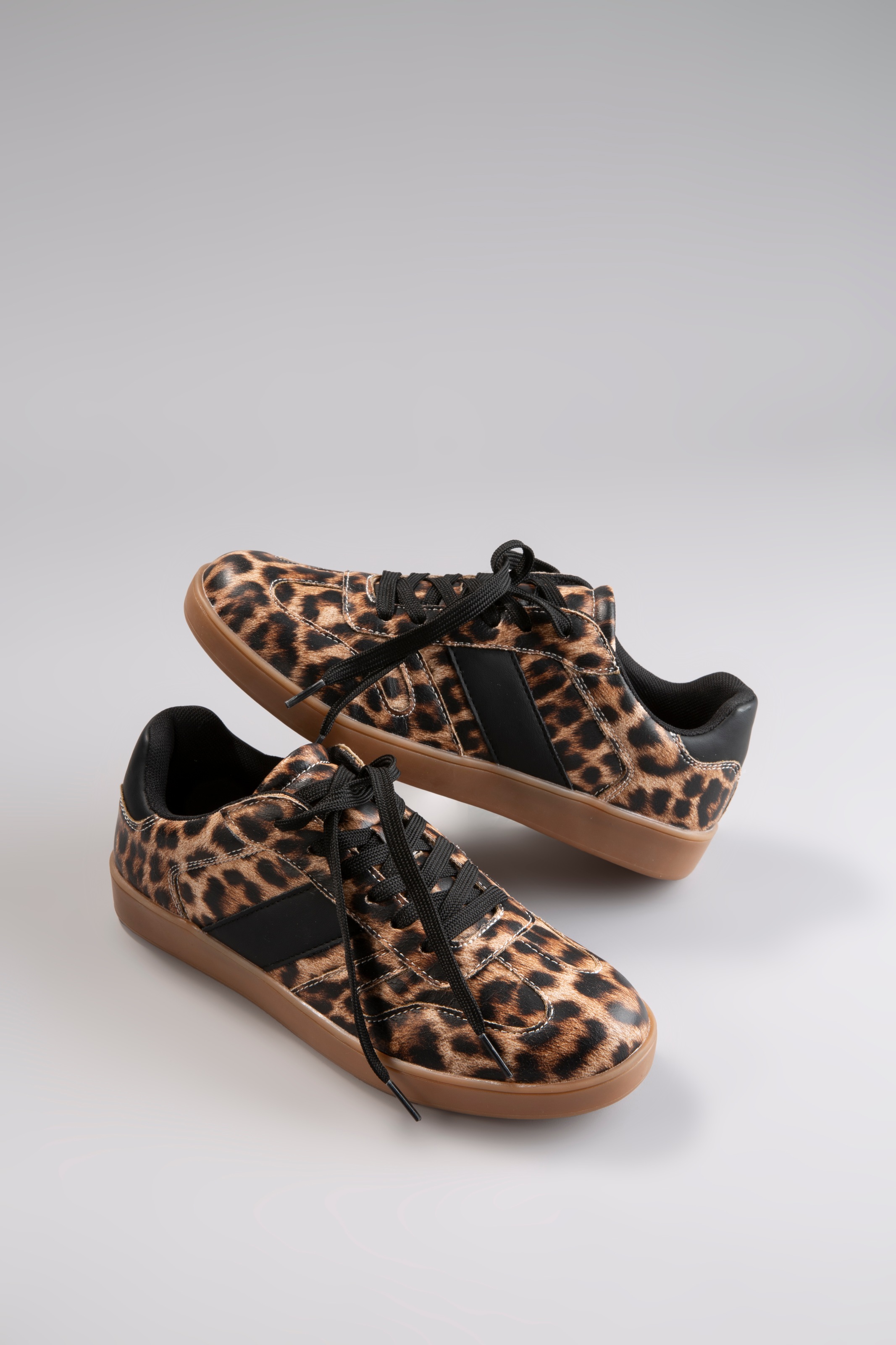 Aniston SHOES Sneaker, Retro-Sneaker, Freizeitschuh, Schnürschuh - neue KOL günstig online kaufen