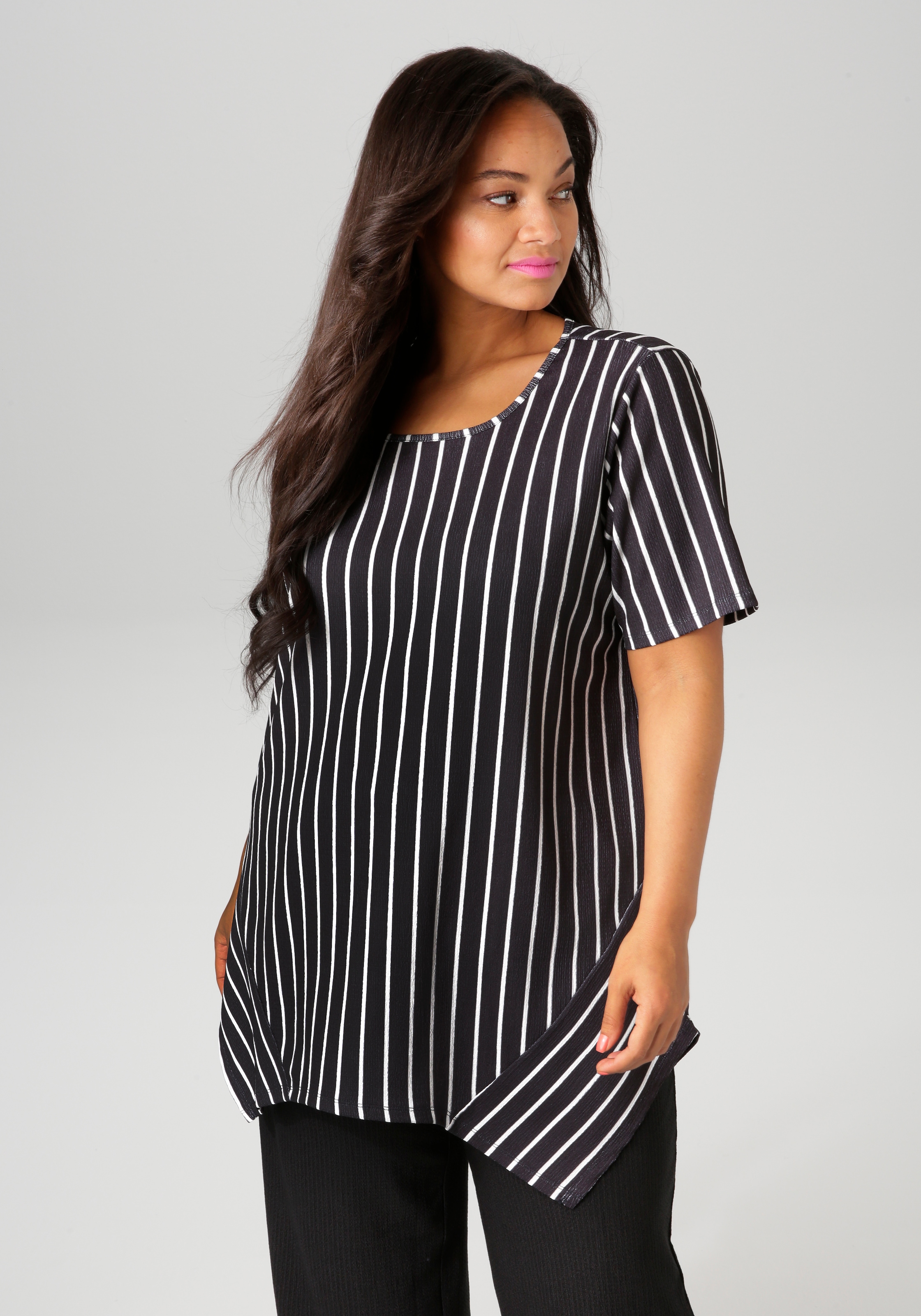 Aniston PLUS Blusenshirt, mit dezenter Streifenlook Struktur günstig online kaufen