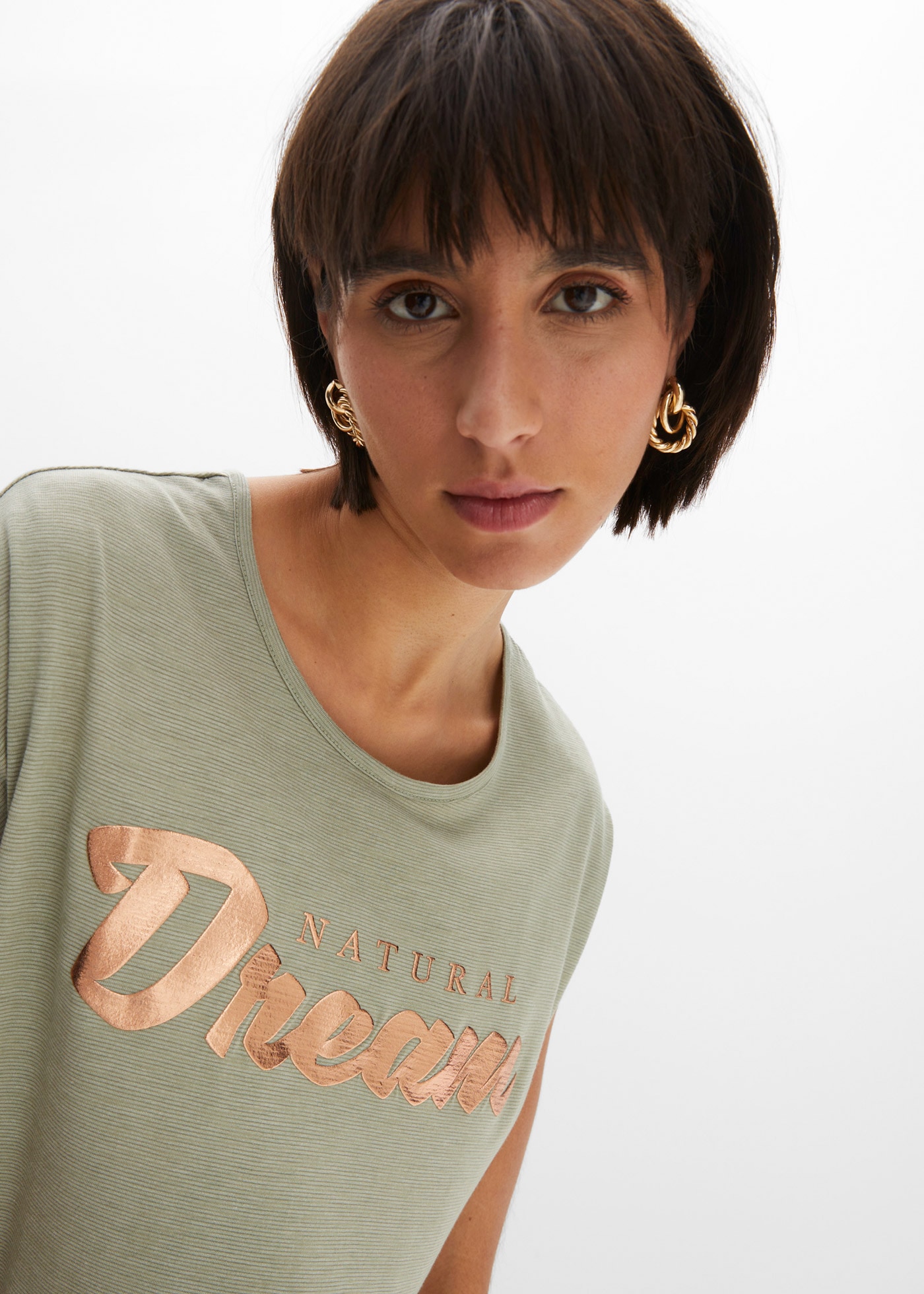 bonprix Longshirt »Longshirt aus Viskose-Mix« Oversize Passform, Kurzarm-Design, aus Viskose-Mix