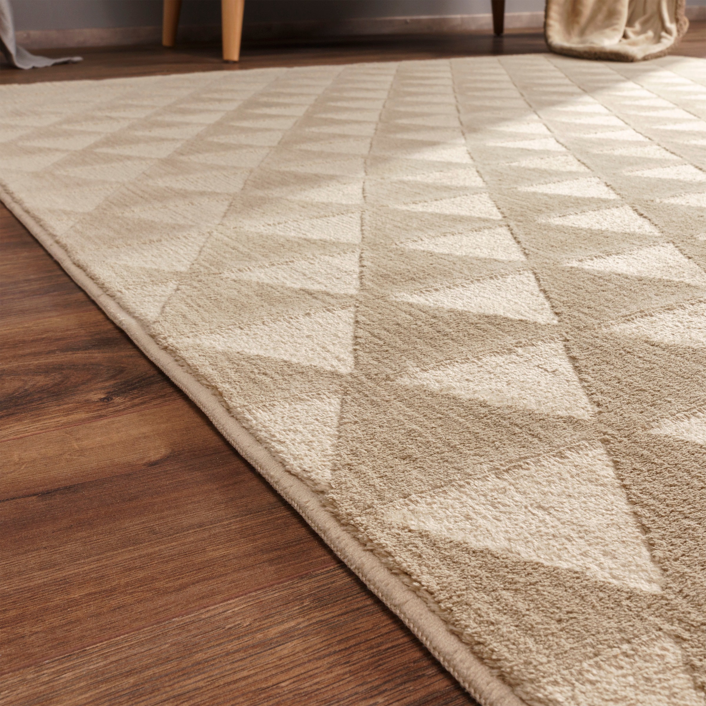 Paco Home Teppich »Haarlem 942«, rechteckig, 10 mm Höhe, Kurzflor, Uni Farben, Hoch-Tief Effekt, geometrisch, weich & kuschelig