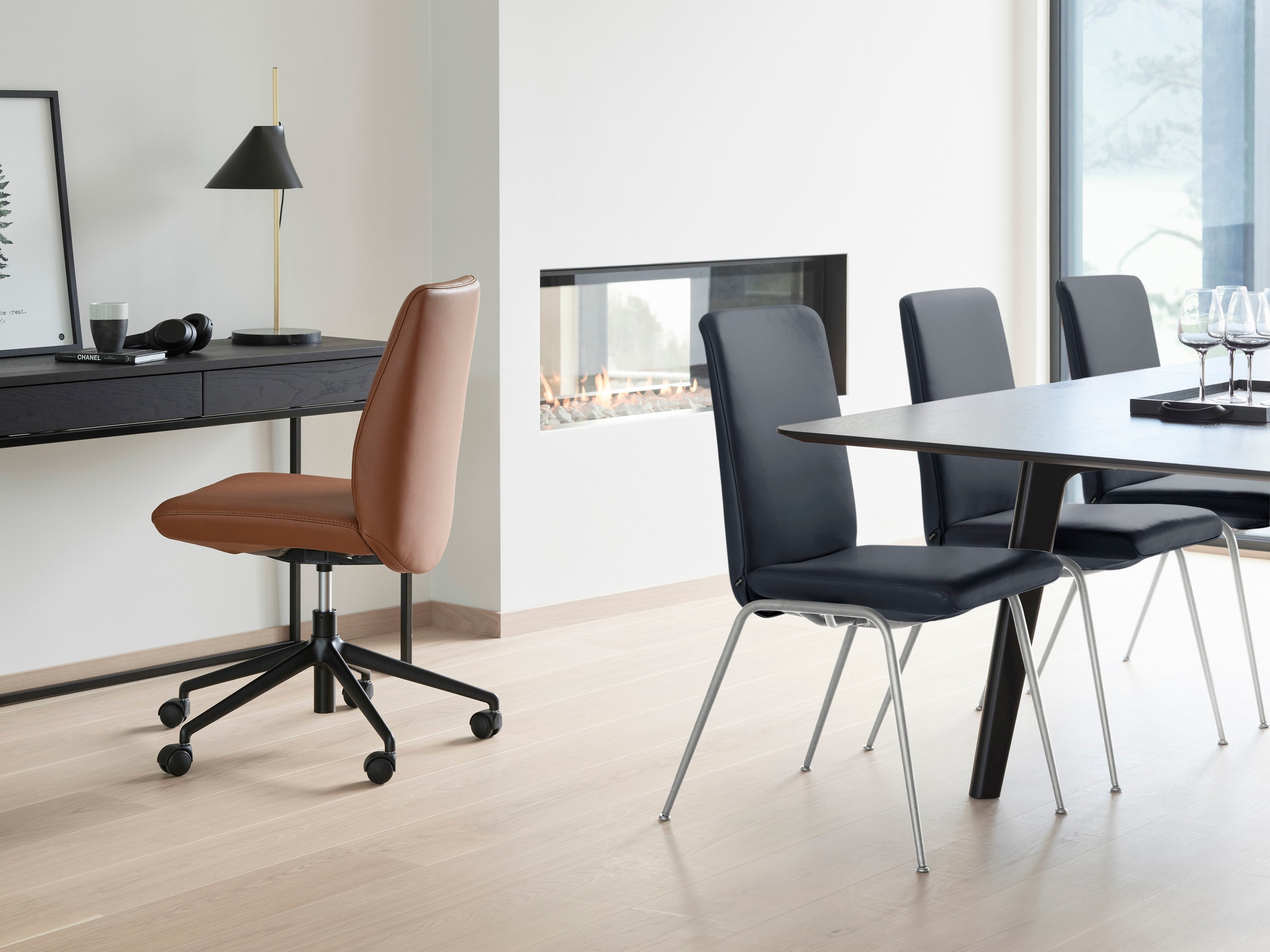 Stressless® Polsterstuhl »Laurel«, Leder PALOMA, Low Back, Größe L, mit Beinen aus Stahl in Schwarz matt