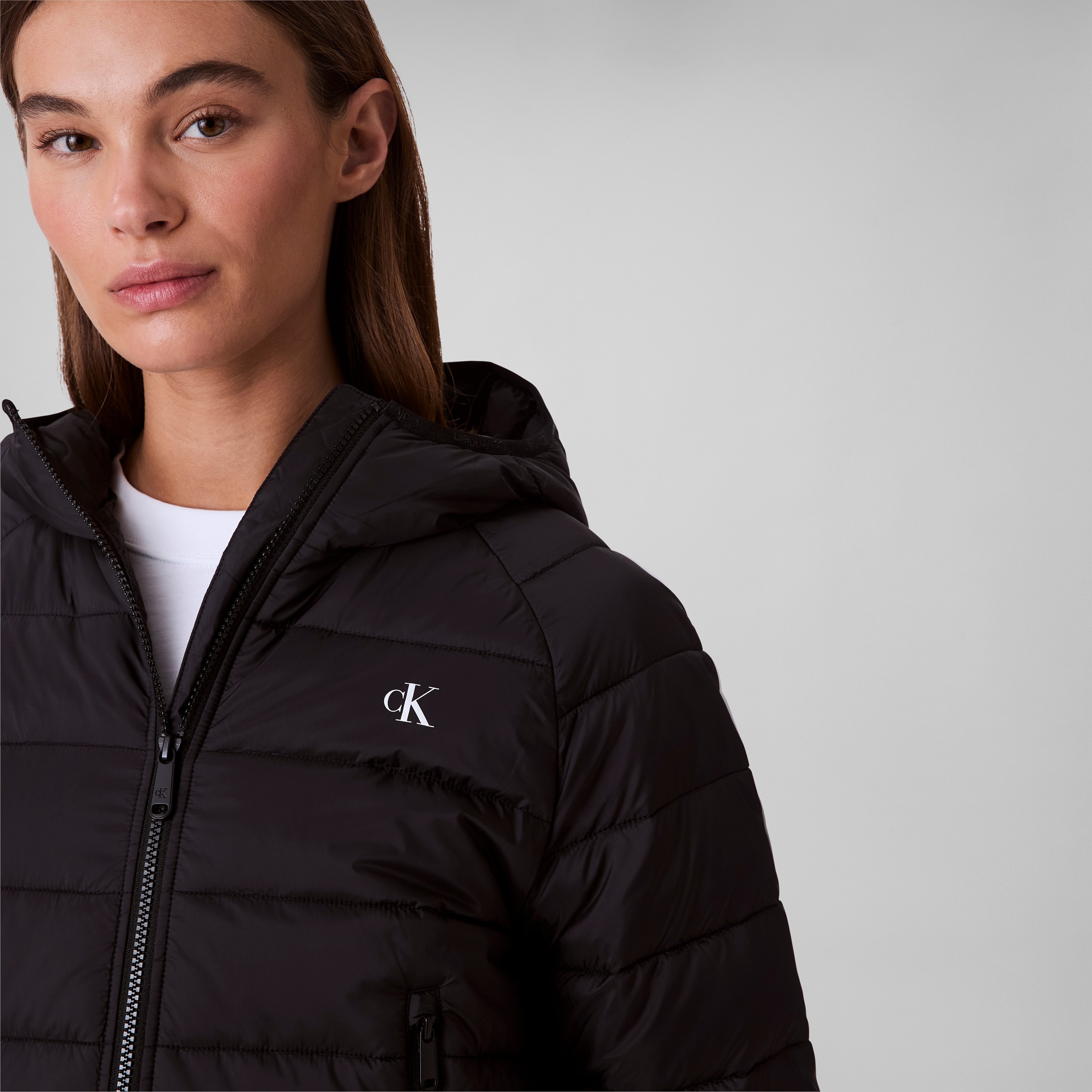 Calvin Klein Jeans Steppjacke »LGHTWGHT QLTD JCKT P«, mit Kapuze, Mit Rundhalsausschnitt
