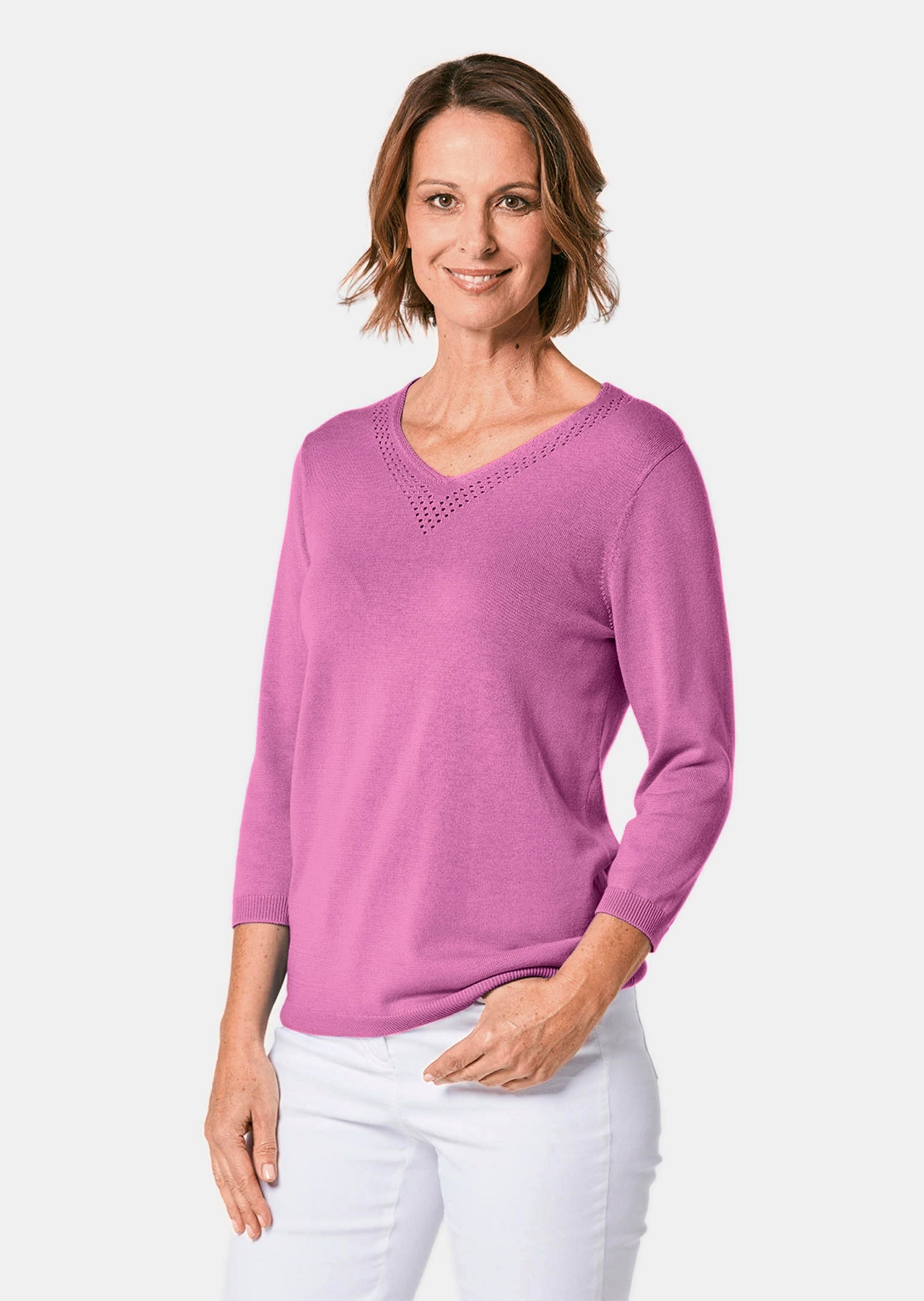 GOLDNER Rundhalspullover »Kurzgröße Unkomplizierter Pullover mit V-Ausschnitt«