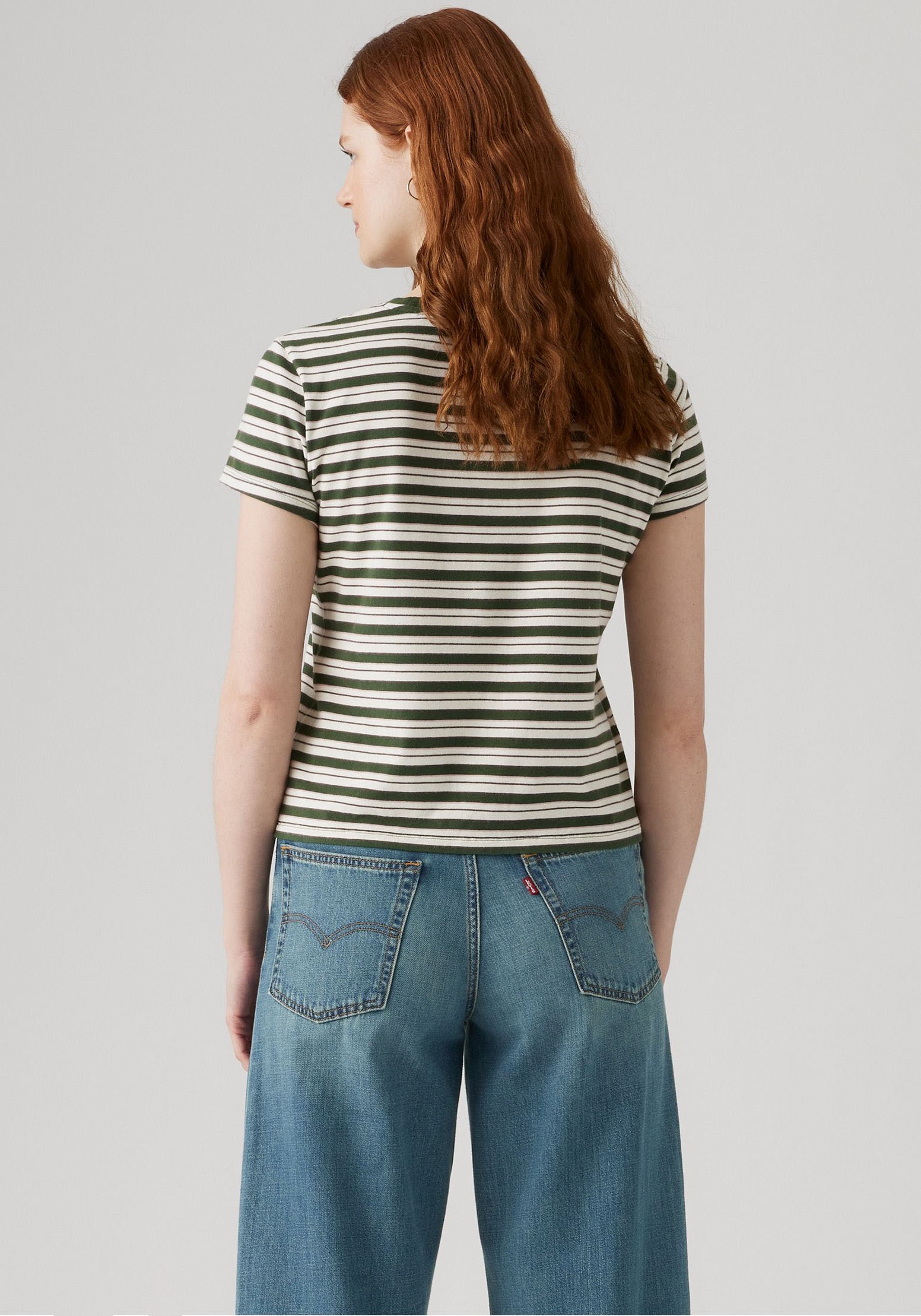 Levi's® T-Shirt »The perfect Tee«, mit kleiner Logo-Stickerei