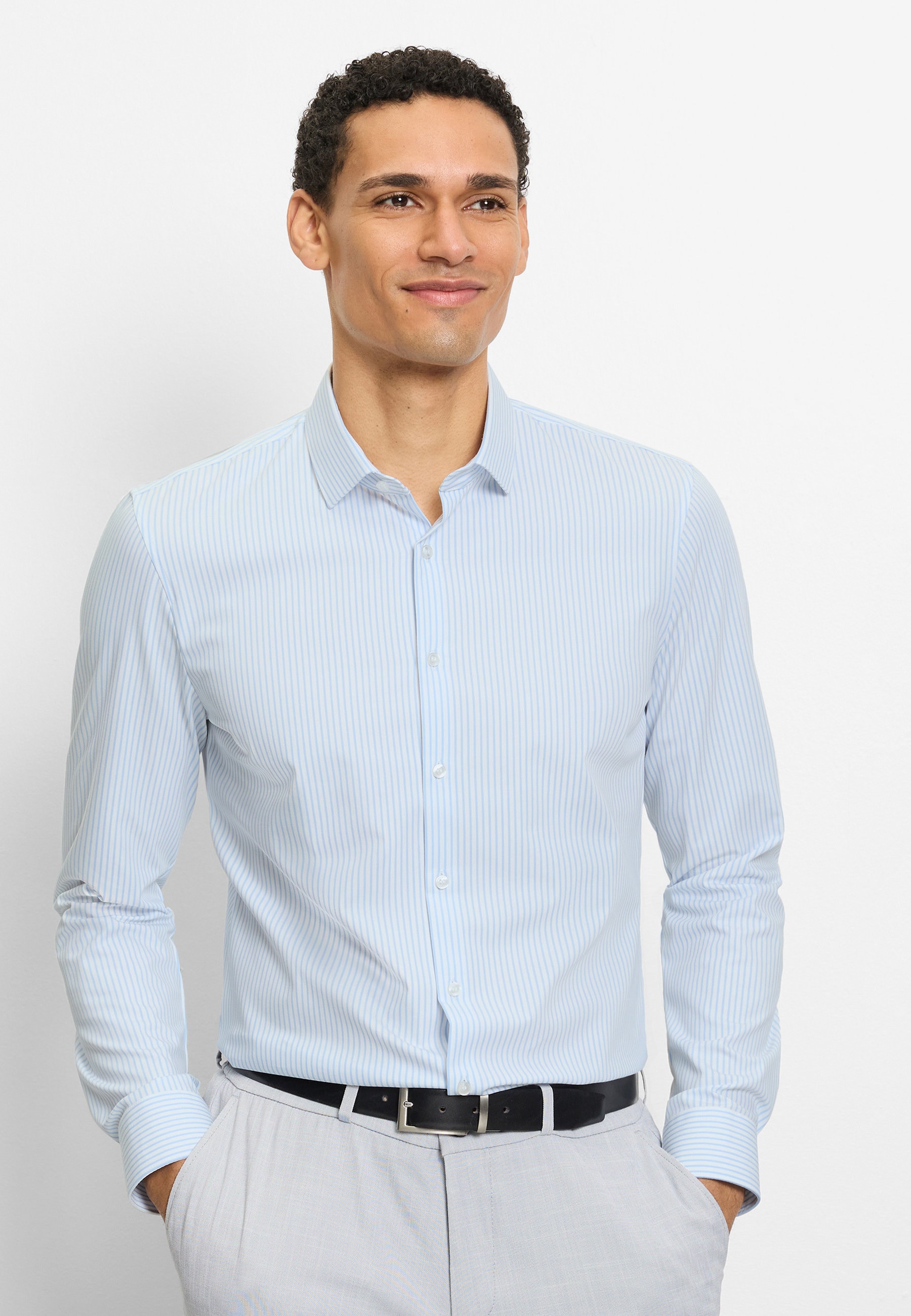 Businesshemd OLYMP "OLYMP No. Six 24/Seven, super slim, Modern Kent", Herren, Gr. 40, Normaler Arm, bleu, 64% Baumwolle, 27% Polyester, 9% Elasthan, Hemden