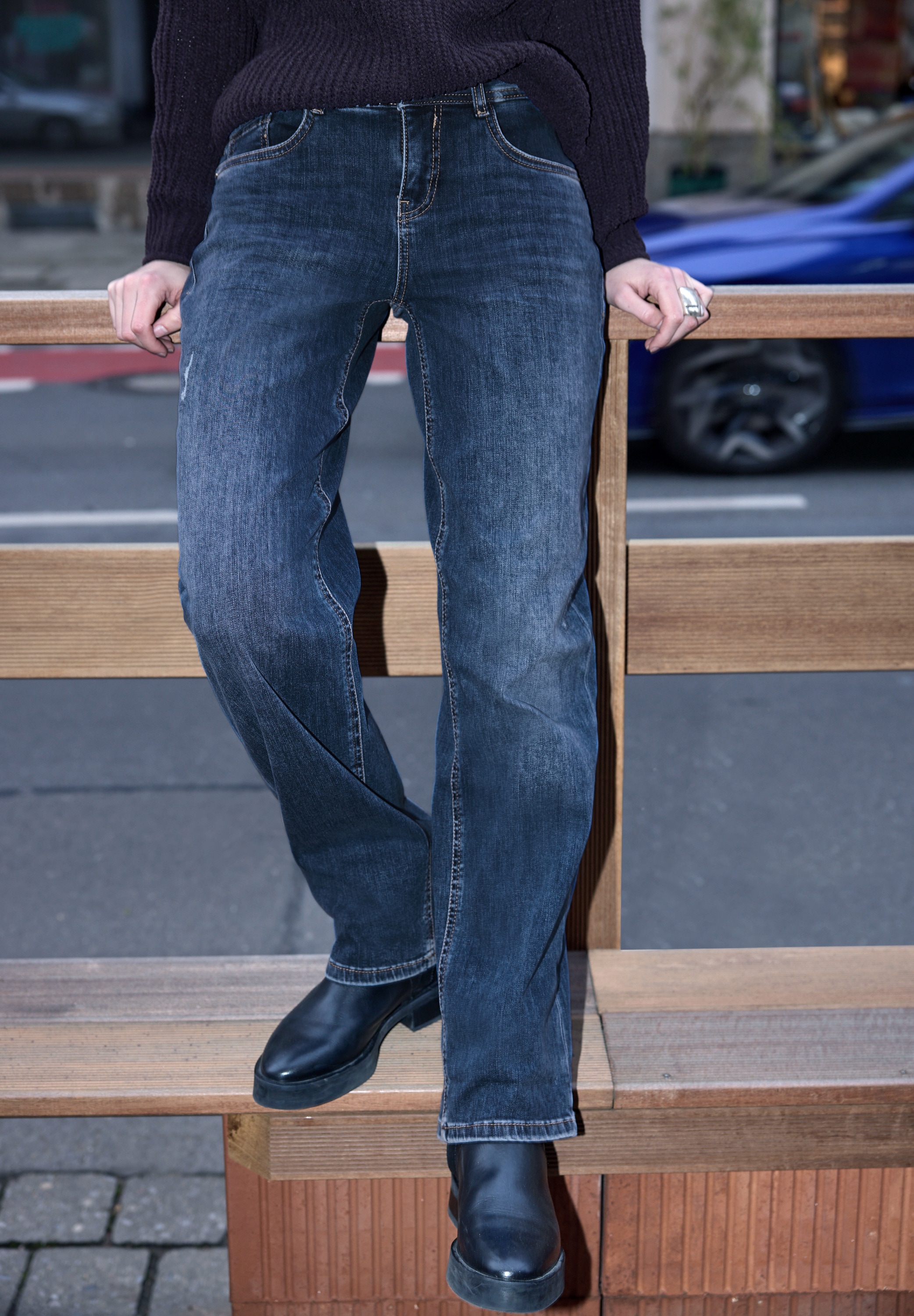 STREET ONE STUDIO Comfort-fit-Jeans mit destroyed Details