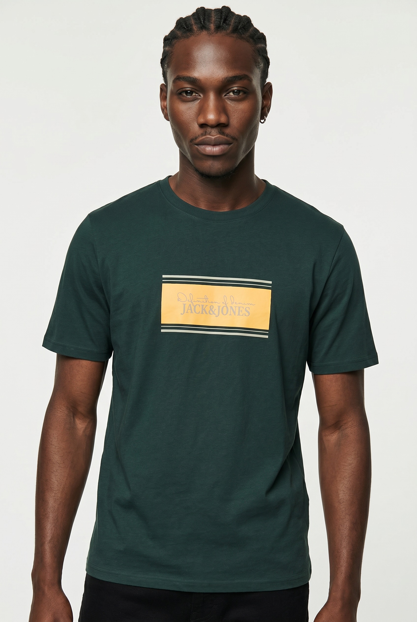 Jack & Jones Rundhalsshirt »JJBUSTER TEE SS CREW NECK BTS« aus Baumwolle, normale Passform, pflegeleicht