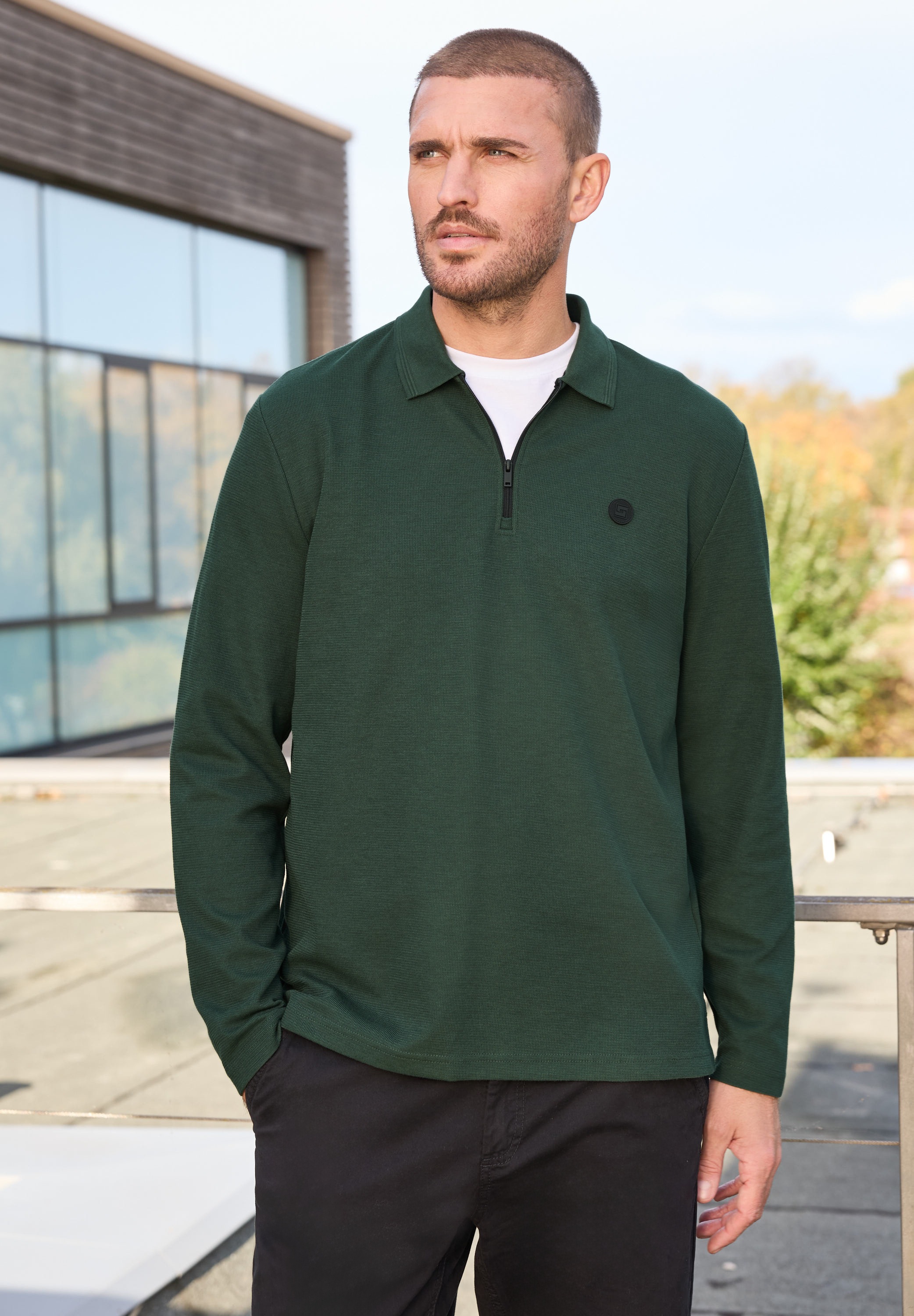 STREET ONE MEN Poloshirt mit Seitlichen Einschlitzen am Saum günstig online kaufen